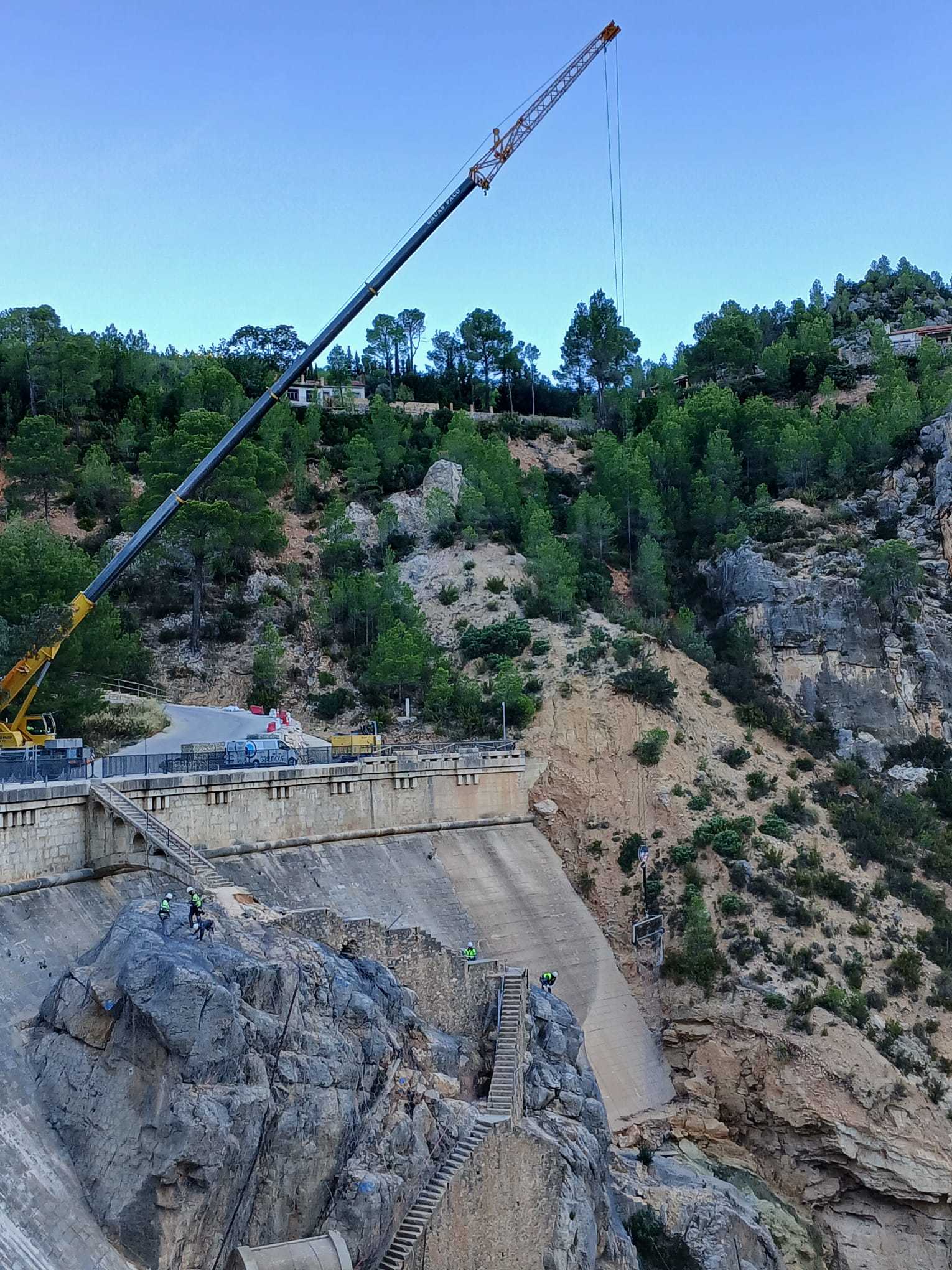 La Generalitat implanta el plan de emergencia en su única presa a la espera de que el Gobierno mueva ficha tras la dana en 18 embalses: "La seguridad no puede esperar"