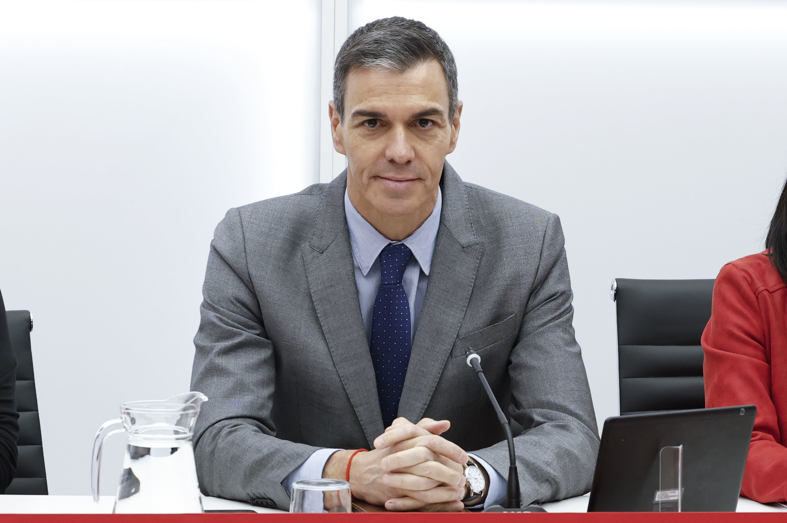 Sánchez defiende en la OMS su oposición a la prioridad nacional en plena resaca de las elecciones andaluzas Apunta que la verdadera prioridad de un Estado debe ser proteger la salud de la gente sin excepciones ni condiciones Leer