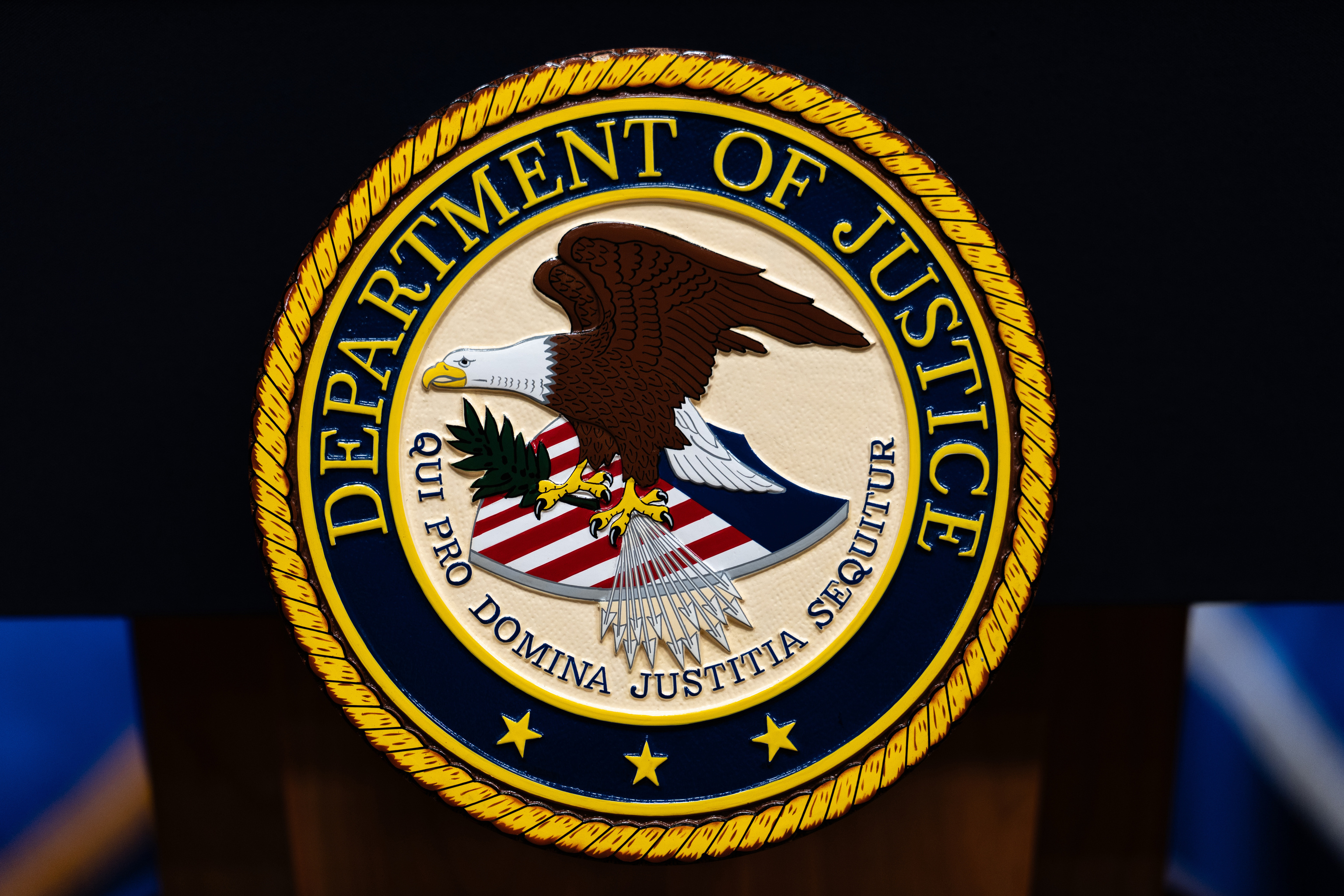 El Departamento de Justicia crea un fondo de 1.800 millones de dólares para "compensar" a los aliados de Trump