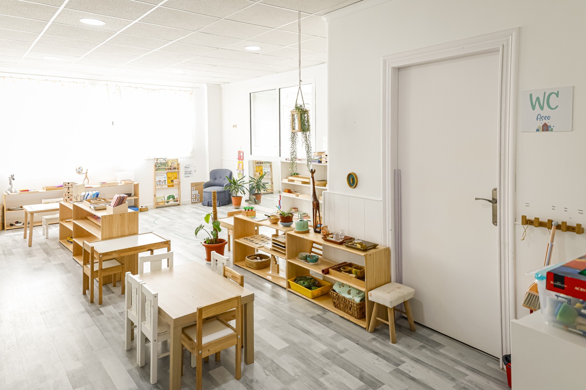 Profesores, familias y proveedores de los colegios Montessori de Diego Guerrero crean una plataforma de afectados