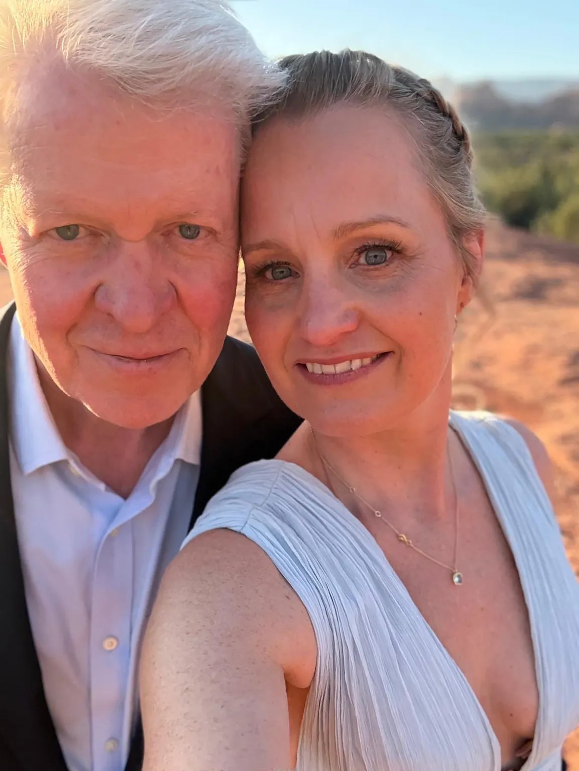 La cuarta boda en el desierto de Charles, IX conde Spencer y hermano de Lady Di,  con una arqueóloga noruega