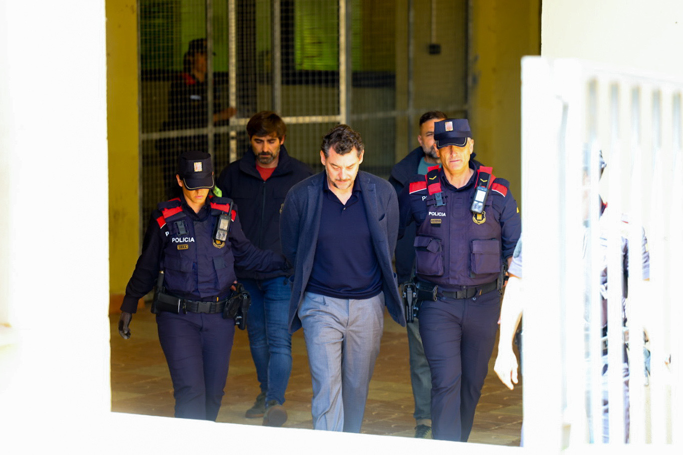 Operación blindar a Mango: así quiere proteger su marca la compañía de la crisis reputacional por la muerte de Isak Andic Mientras la investigación por la muerte del fundador sacudía el entorno familiar, la compañía ha seguido creciendo y consolidando resultados récord Leer