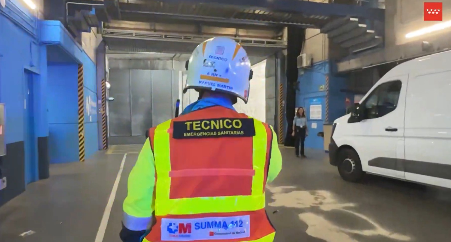 Muere un trabajador de 50 años tras precipitarse desde 30 metros de altura en el Movistar Arena: Inexplicablemente se cayó El Summa 112 confirmó el fallecimiento tras 20 minutos de maniobras de reanimación Leer