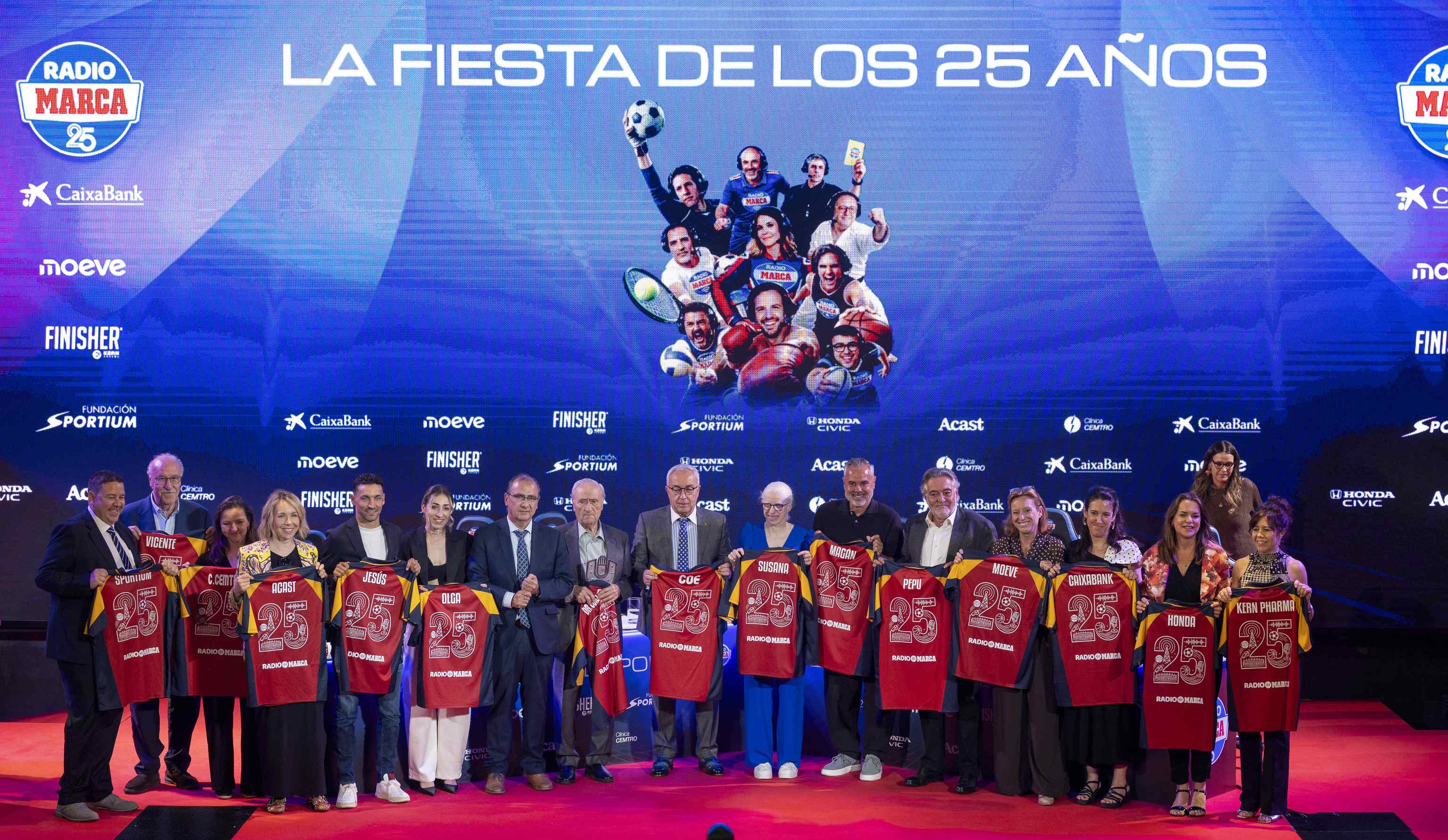 Radio MARCA celebra su 25 aniversario: "Con vuestra voz habéis conseguido que la gente vibre, ría, llore..."