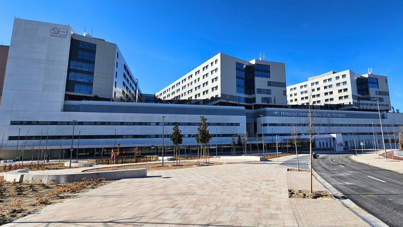 Los anestesistas del Hospital 12 de Octubre, ex compañeros de Mónica García, dejarán de hacer horas extras para reivindicar mejoras profesionales