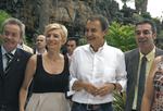 La mujer de Zapatero comparte con él una cuenta que ingresó 1,5 millones entre 2020 y 2025 procedentes de transferencias de empresas de la 'trama Plus Ultra'