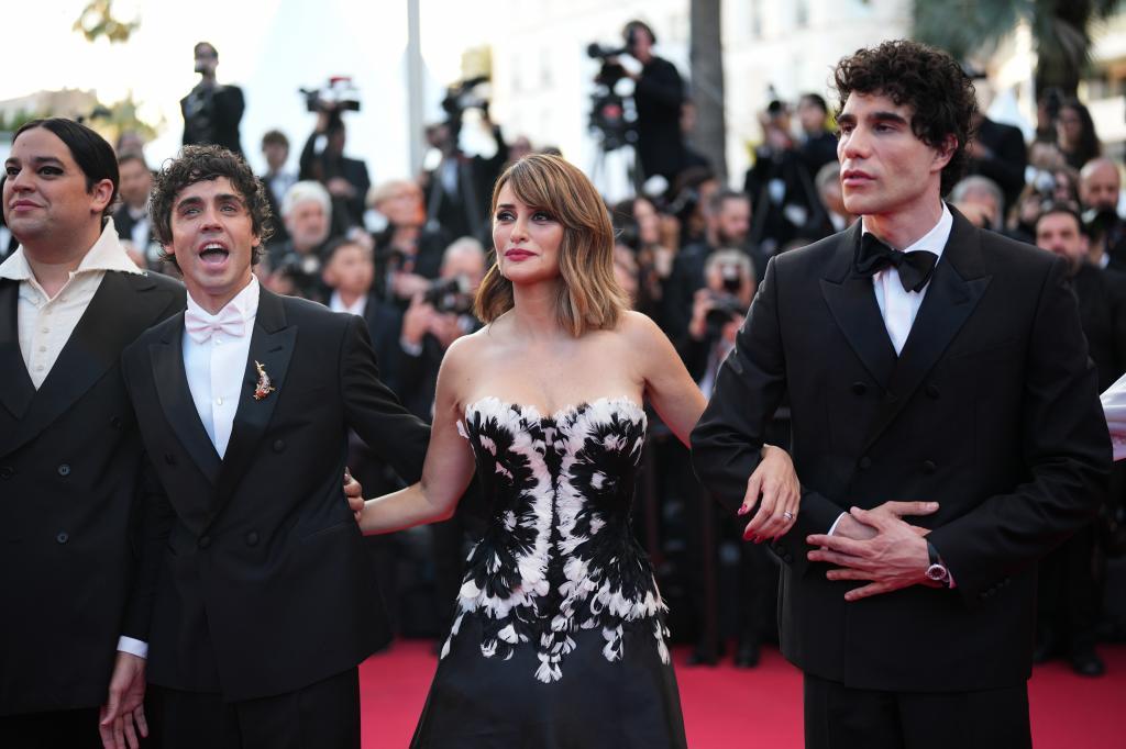 Los Javis premio a mejor director ex aequo con Pavel Paulikovski
