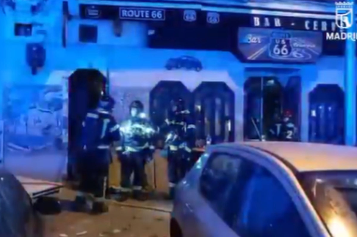 Siete heridos, uno de ellos muy grave, en una explosión en un bar de Villaverde