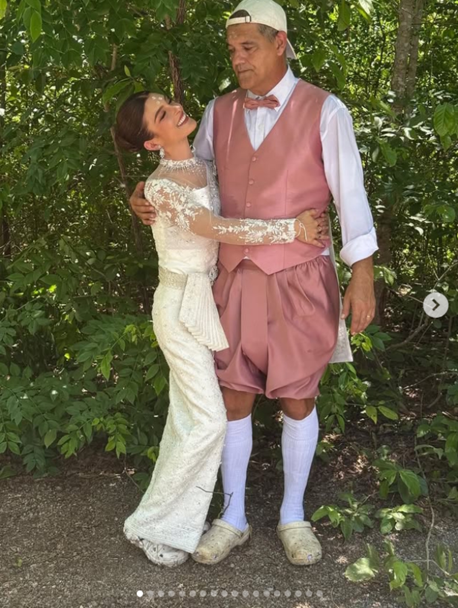Frank Cuesta se casa por sorpresa con Paloma Ramón en una ceremonia budista en Tailandia: "El día más perfecto de nuestras vidas"