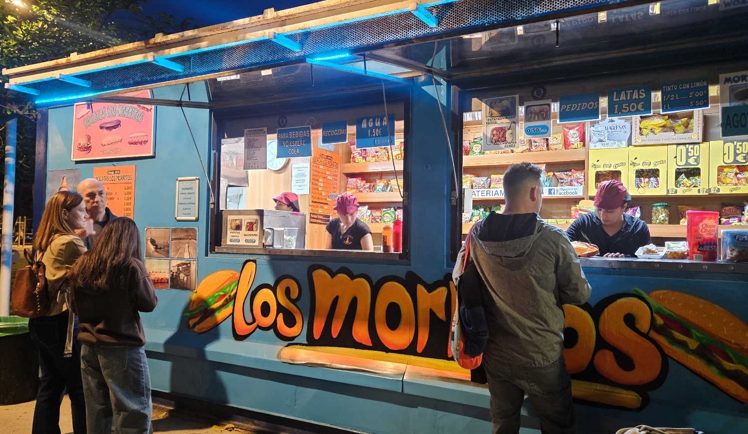 El minibocadillo que triunfa en Málaga desde los 80: solo cuesta 1,50 euros y es ideal para comerlo en la playa