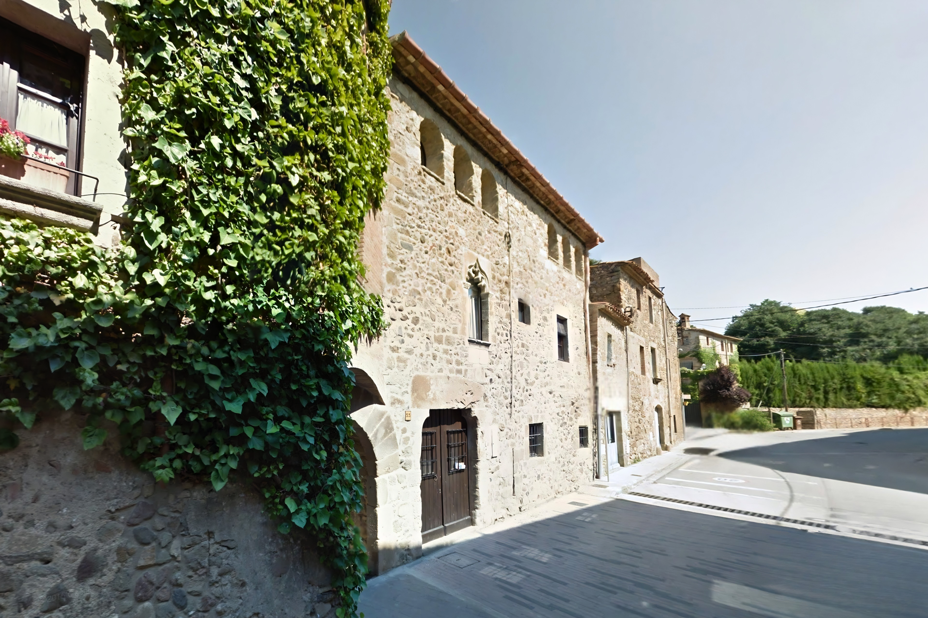 Ni Peratallada ni Pals: este es el pueblo del Baix Empordà que no te puedes perder este verano 2026