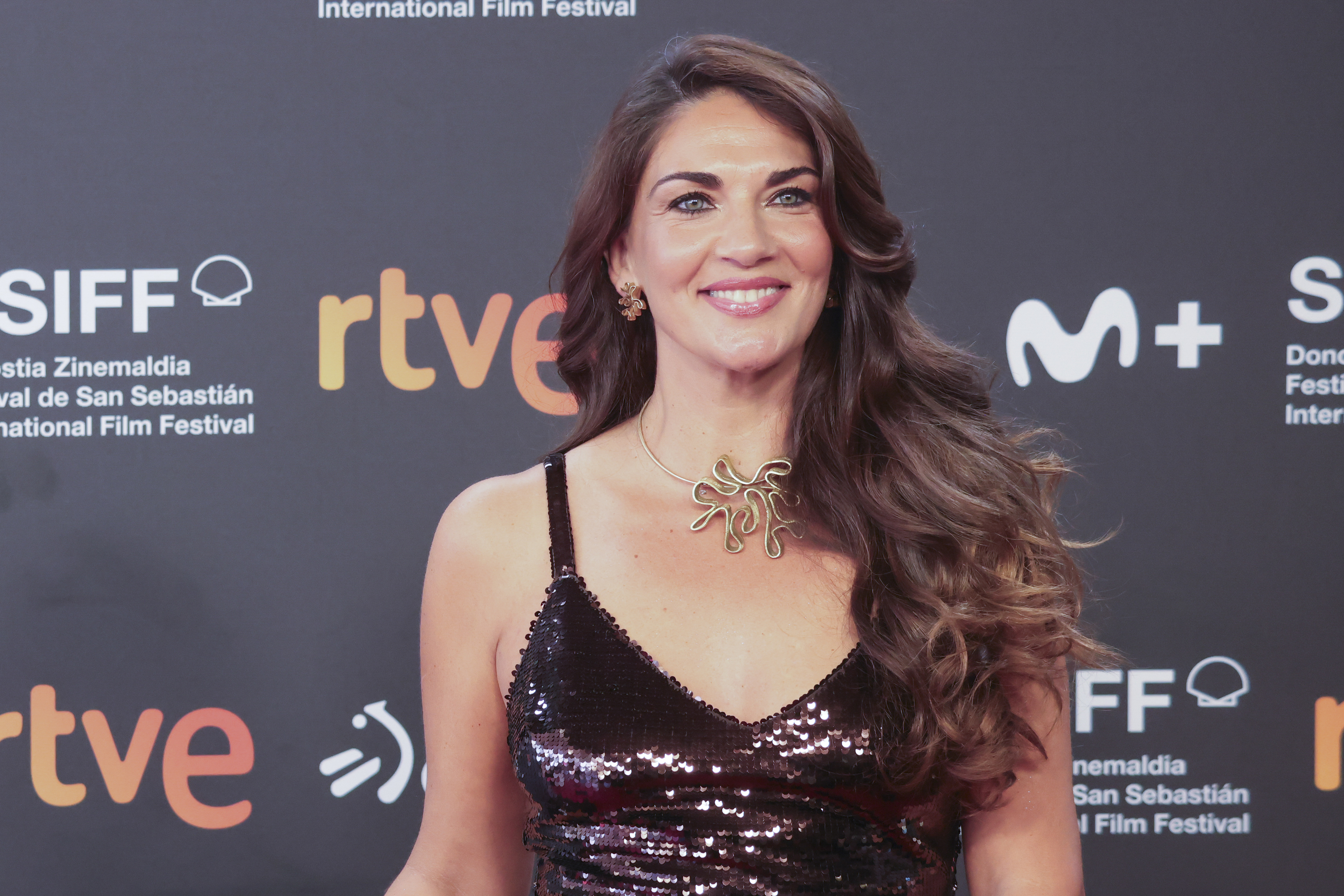 Lorena Bernal, ex miss España, actriz y coach espiritual: "Tengo tres hijos varones y me gustaría que no les odiase por ser hombres"