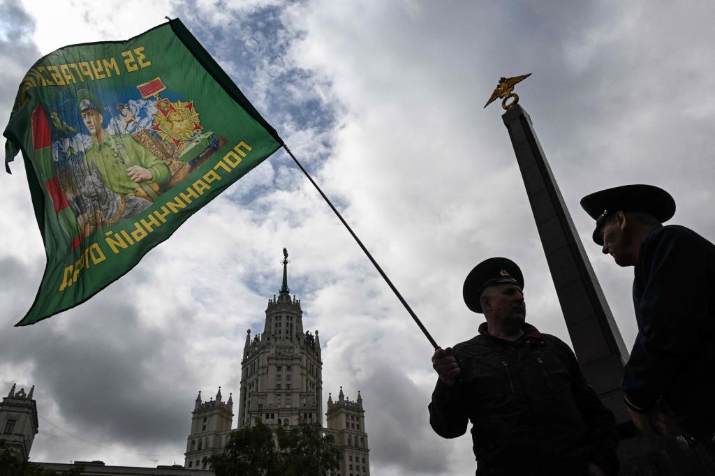 Crece en Rusia el número de falsos veteranos de la guerra en Ucrania que se hacen pasar por héroes para conseguir beneficios económicos