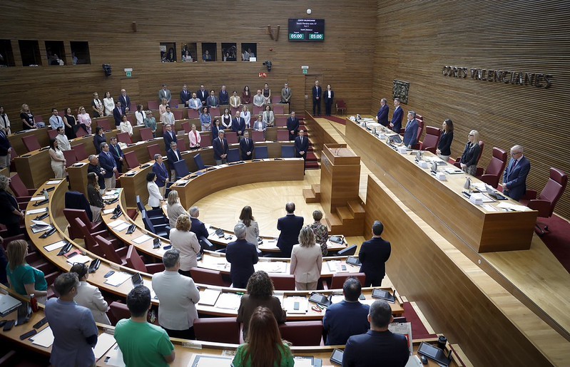 La política del escenario principal