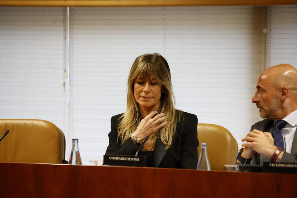La cronología de indicios que señalan a Begoña Gómez: del "cambio radical en su trayectoria tras la investidura" a usar la "proximidad a Sánchez para impulsar" su carrera