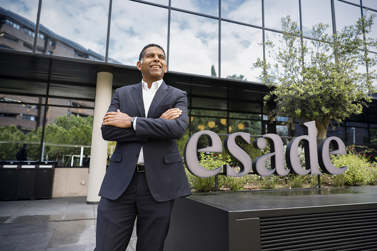 El portugués que le está dando la vuelta a Esade en plena revolución de la IA: 
