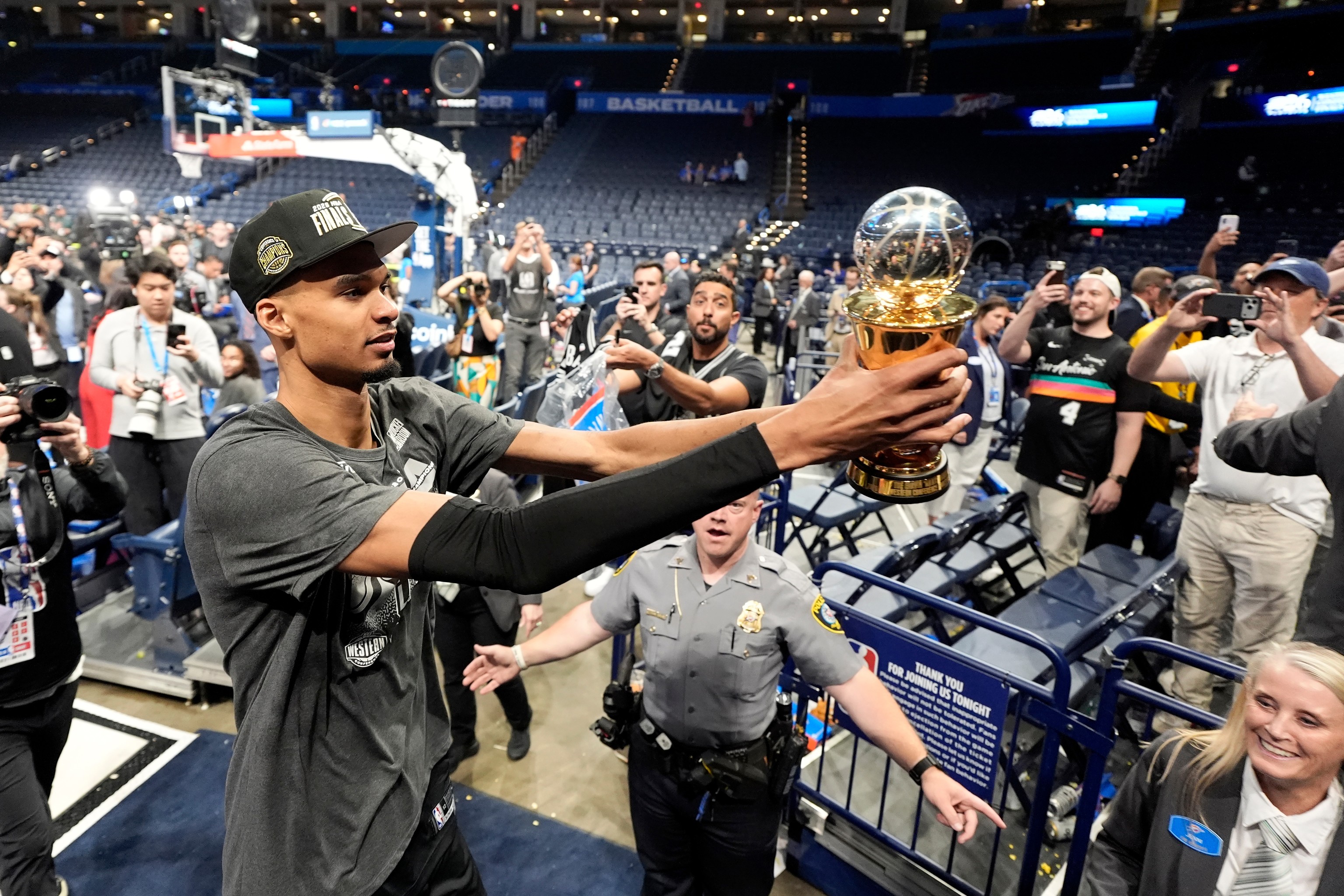 Los Spurs destronan a los Thunder y pasan a las Finales contra los Knicks