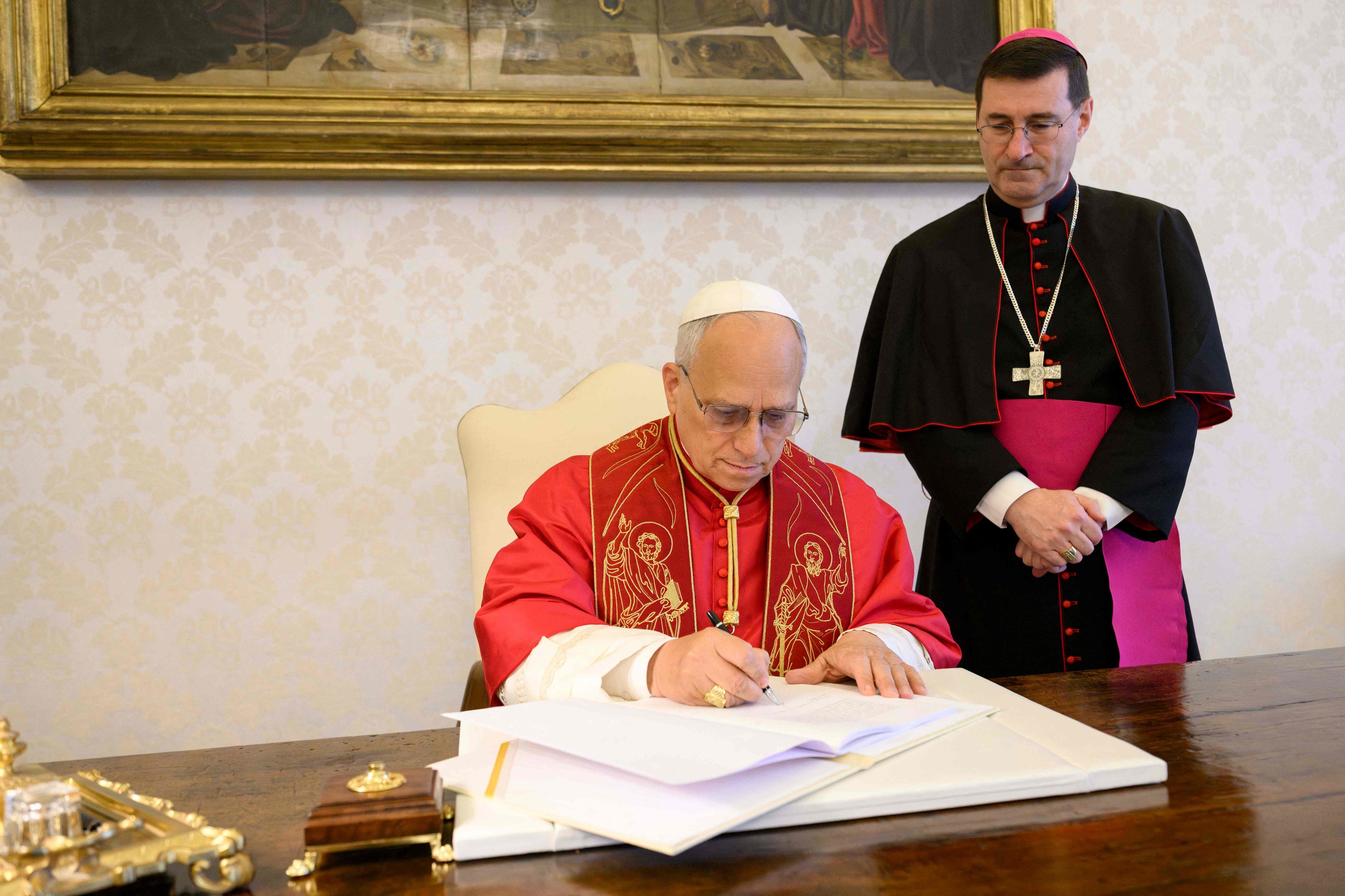 El Papa contra el Maligno: así es el juego de tronos de la IA