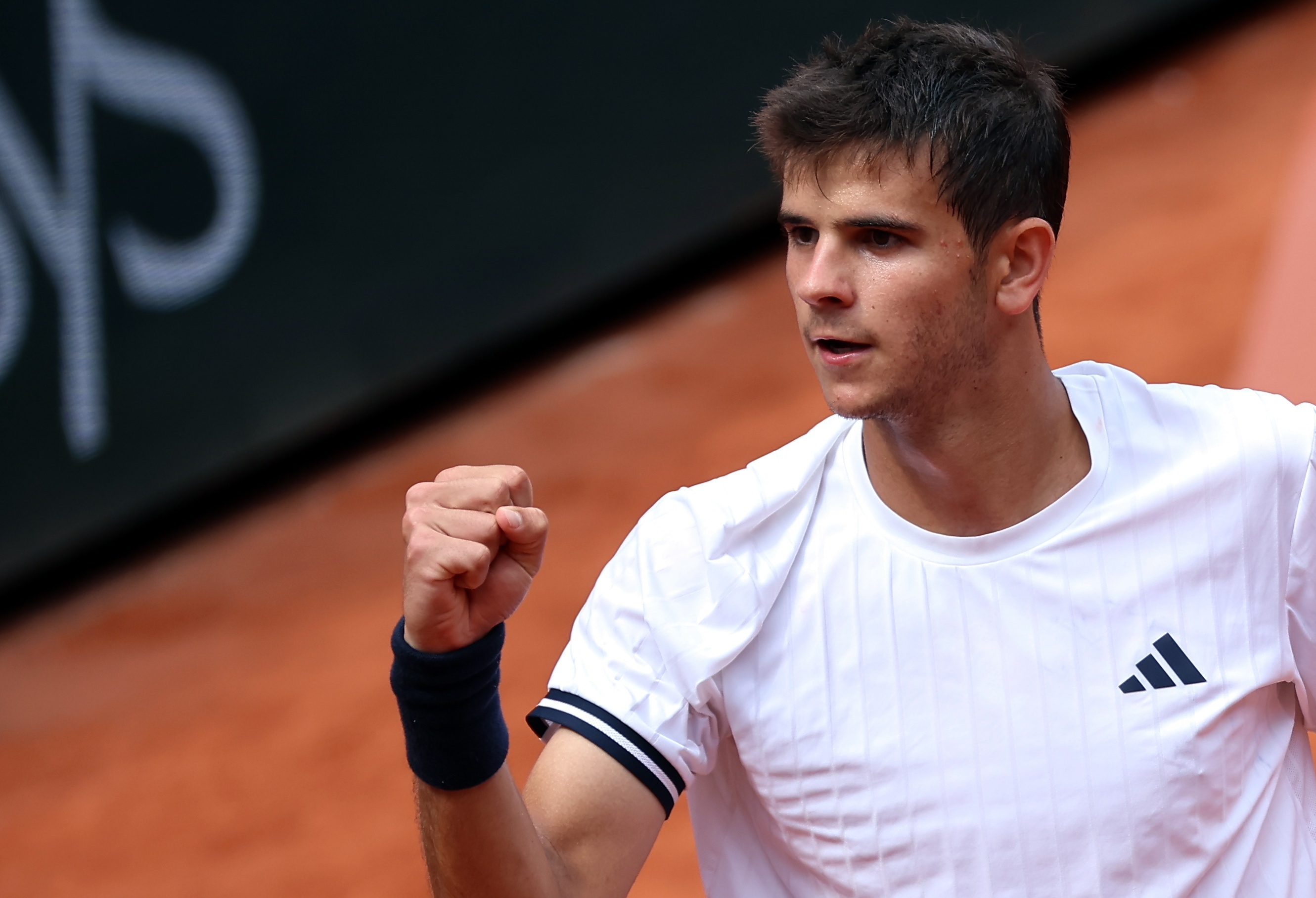 Jódar supera a Carreño y llama a la puerta de los grandes en cuartos de Roland Garros