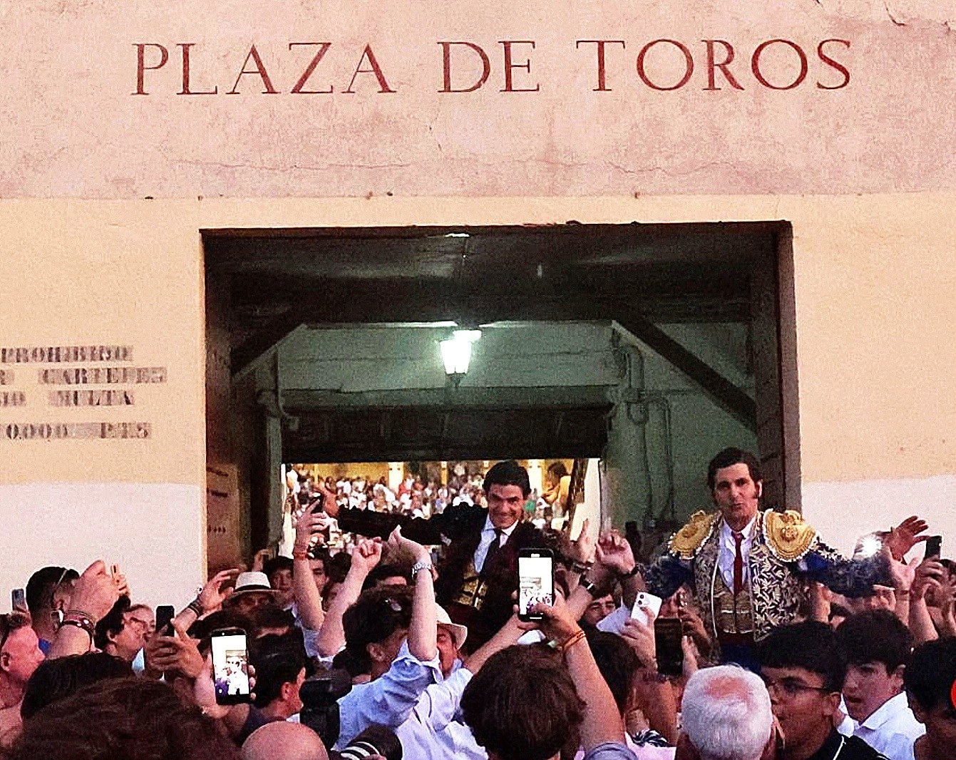 Pablo Aguado resucita deslumbrante bajo la rotundidad cegadora de Morante en Aranjuez
