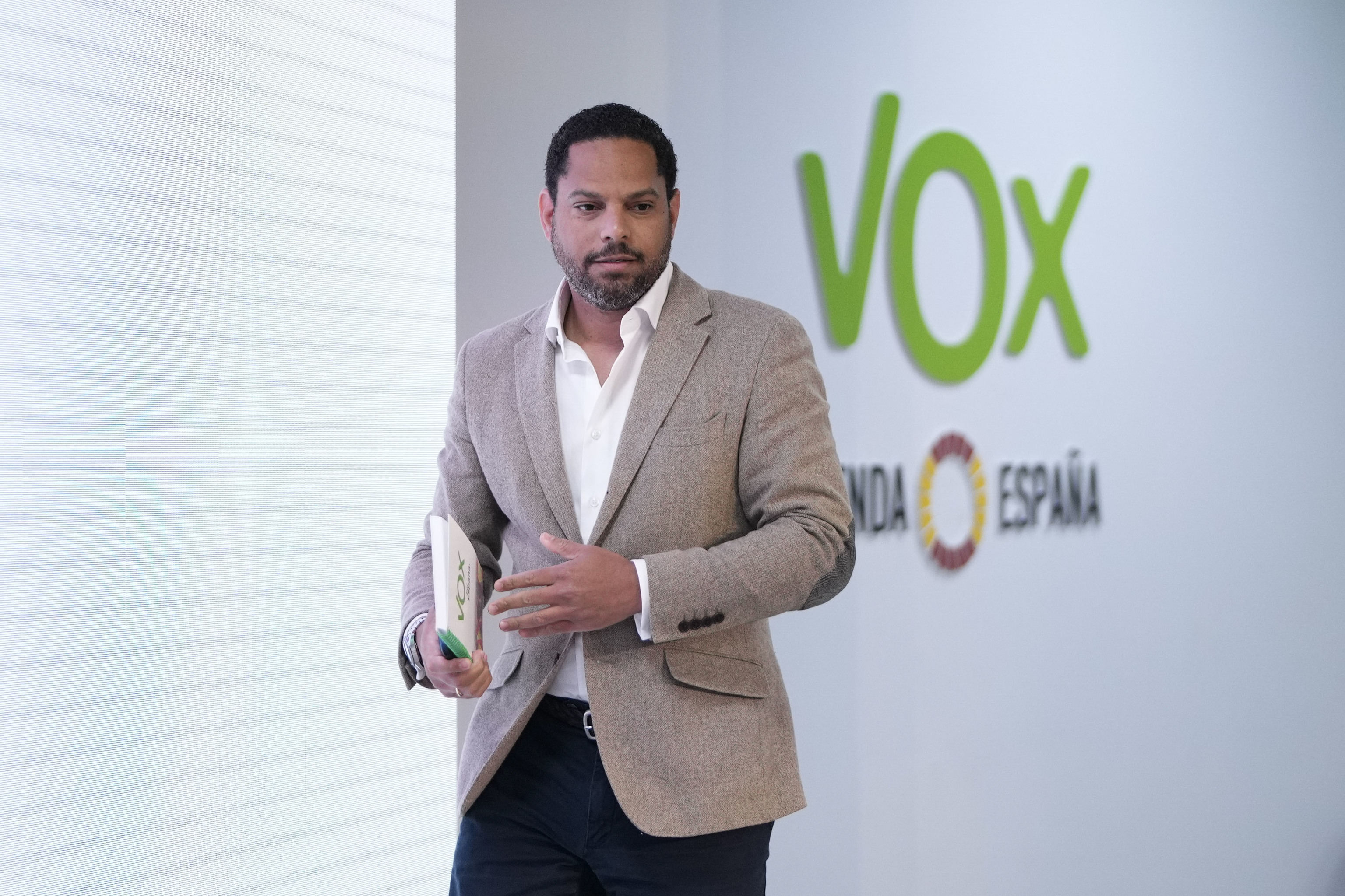 Vox confía en que el acuerdo de gobierno en Castilla y León se cierre "en las próximas horas o días"