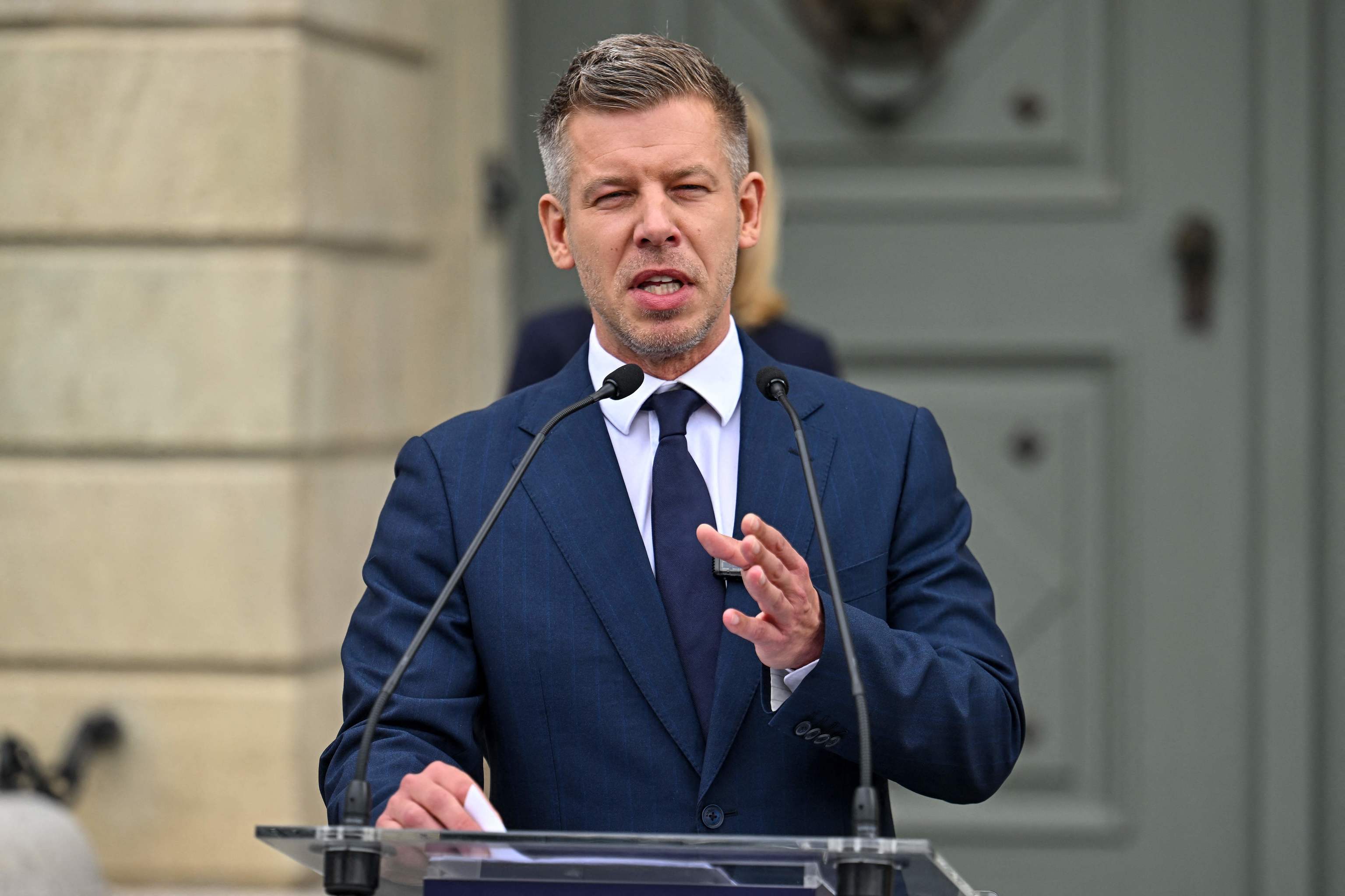 Magyar abre su primera gran batalla institucional contra el sucesor de Orbán: "Hungría no pertenece a Tamás Sulyok"