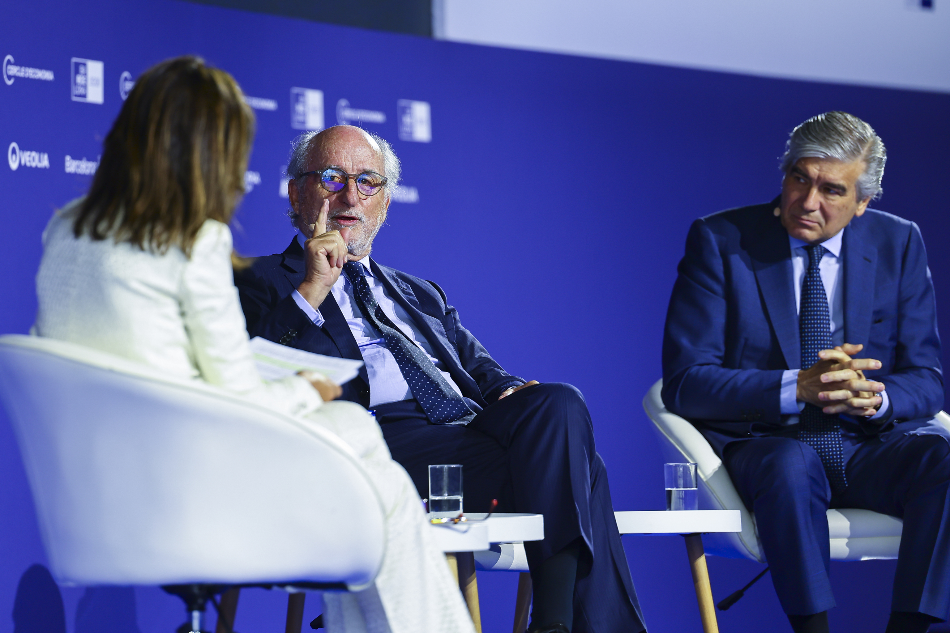 Los presidentes de Naturgy y Repsol urgen a cambiar la política energética: "Hay muchas inversiones que se han dejado de hacer. Gas y nuclear tienen futuro"