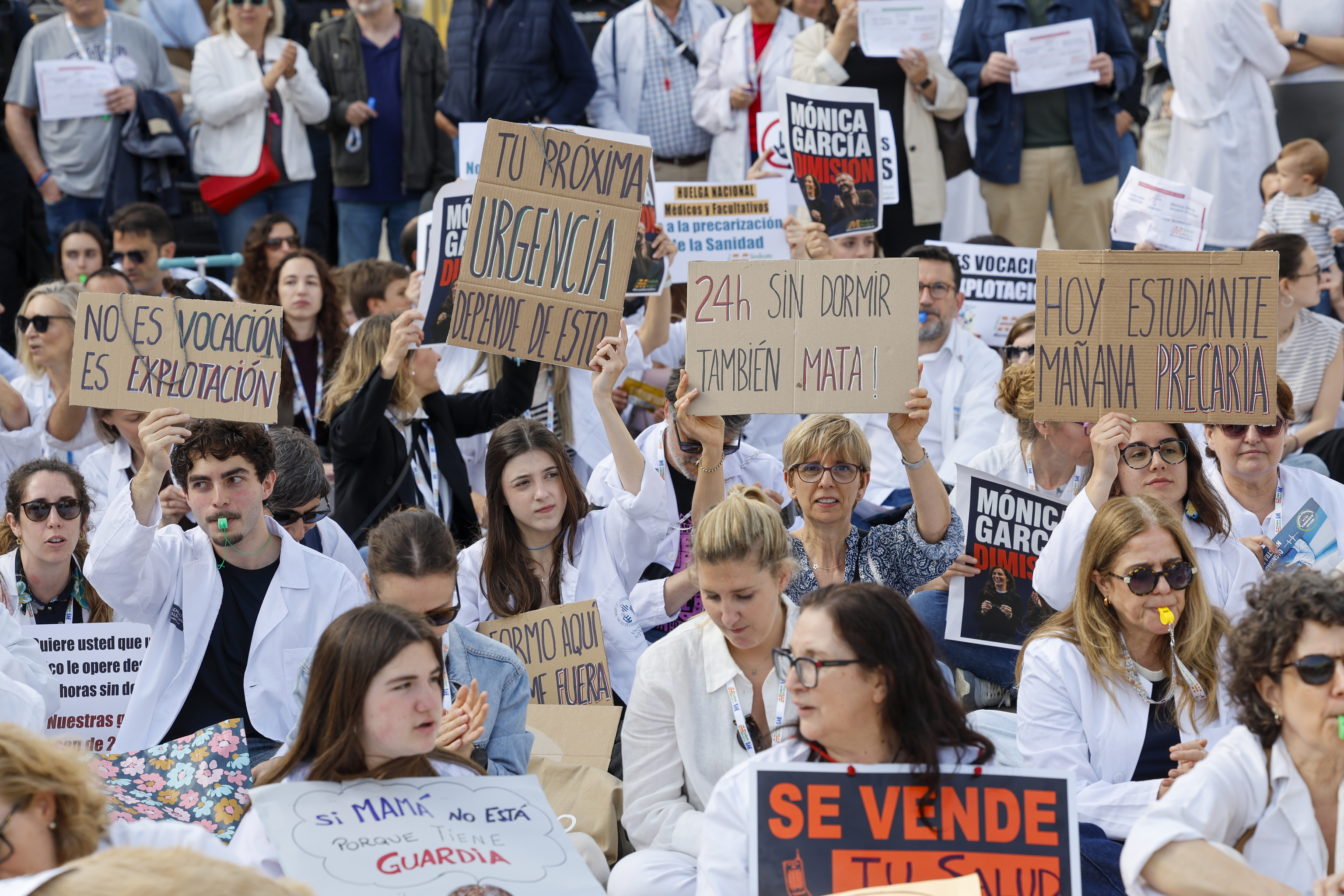Luz verde al Estatuto Marco en el Consejo de Ministros: "Es una mala noticia para médicos y facultativos"