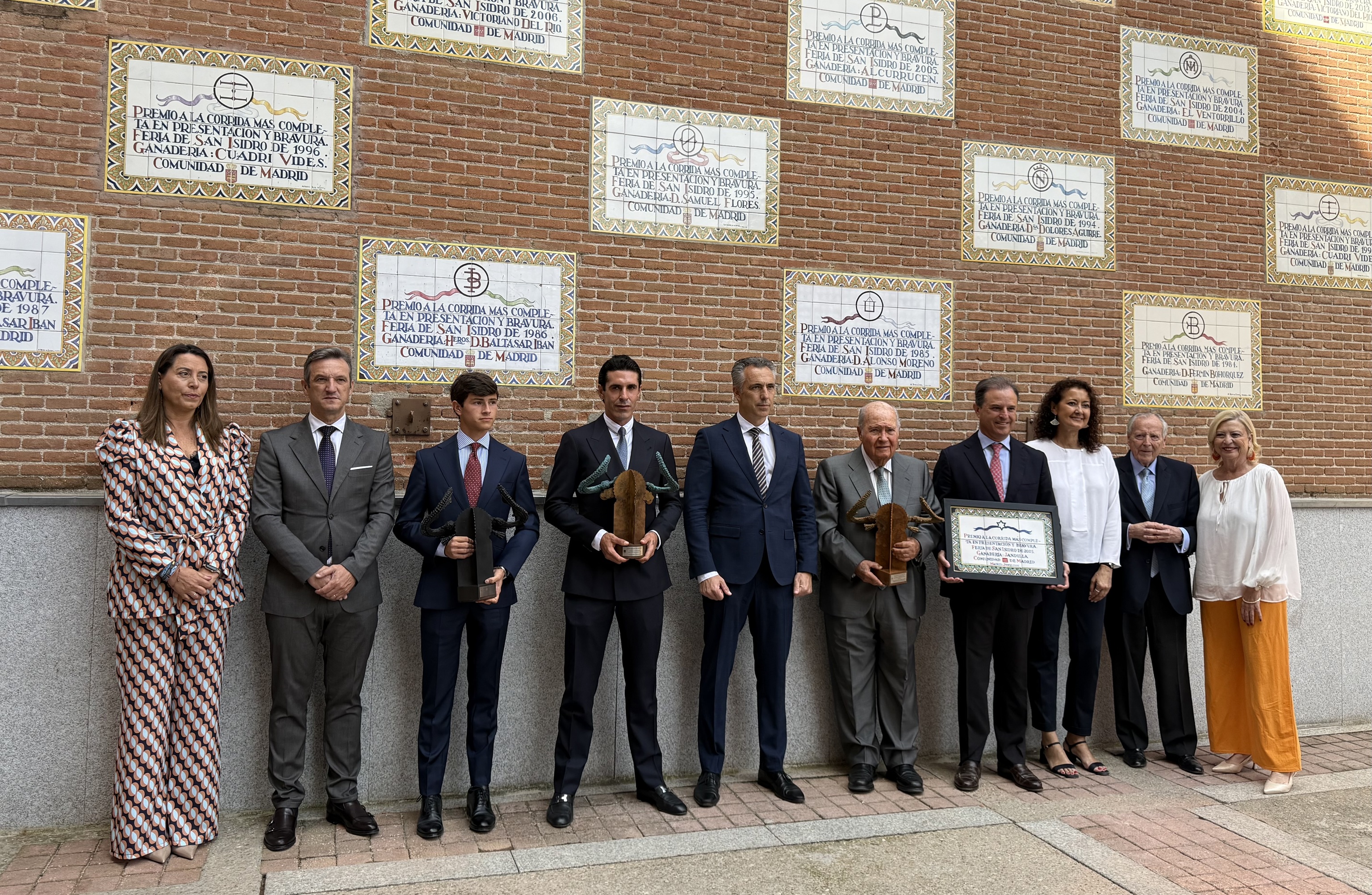 Talavante, Aarón Palacio, Jandilla y Victoriano del Río, reconocidos por la Comunidad y el Ayuntamiento de Madrid