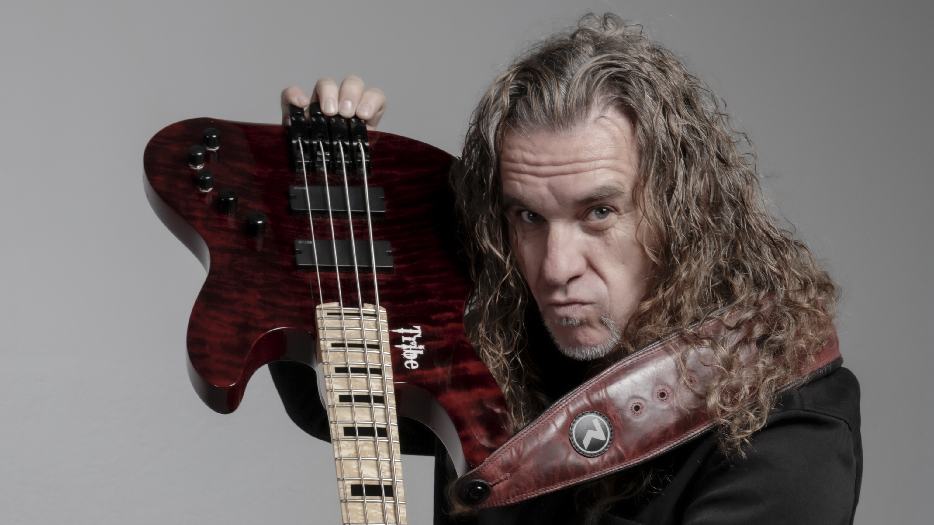 El fundador de Saratoga que resiste tras más de 30 años de heavy metal: «Si solo tocáramos para gente de nuestra generación, lo haríamos en cabinas de teléfono»