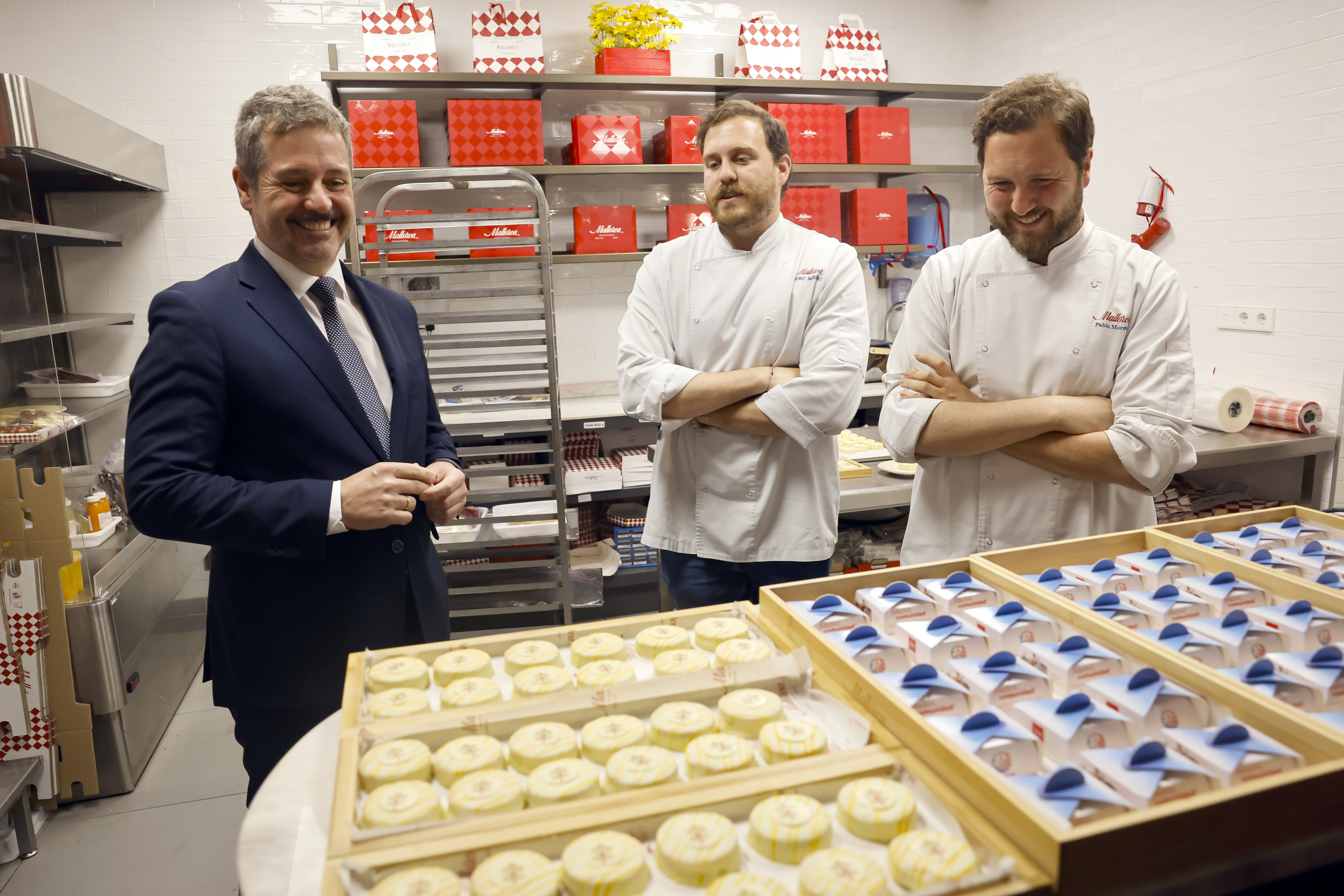 El Papa ya tiene su propio dulce madrileño (y que podrá degustar): con fresón de Aranjuez y chocolate blanco para el escudo del Vaticano