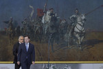 Vox maximiza su área de influencia ideológica en Castilla y León al hacerse con un ansiado tridente: inmigración, política ambiental y cultura