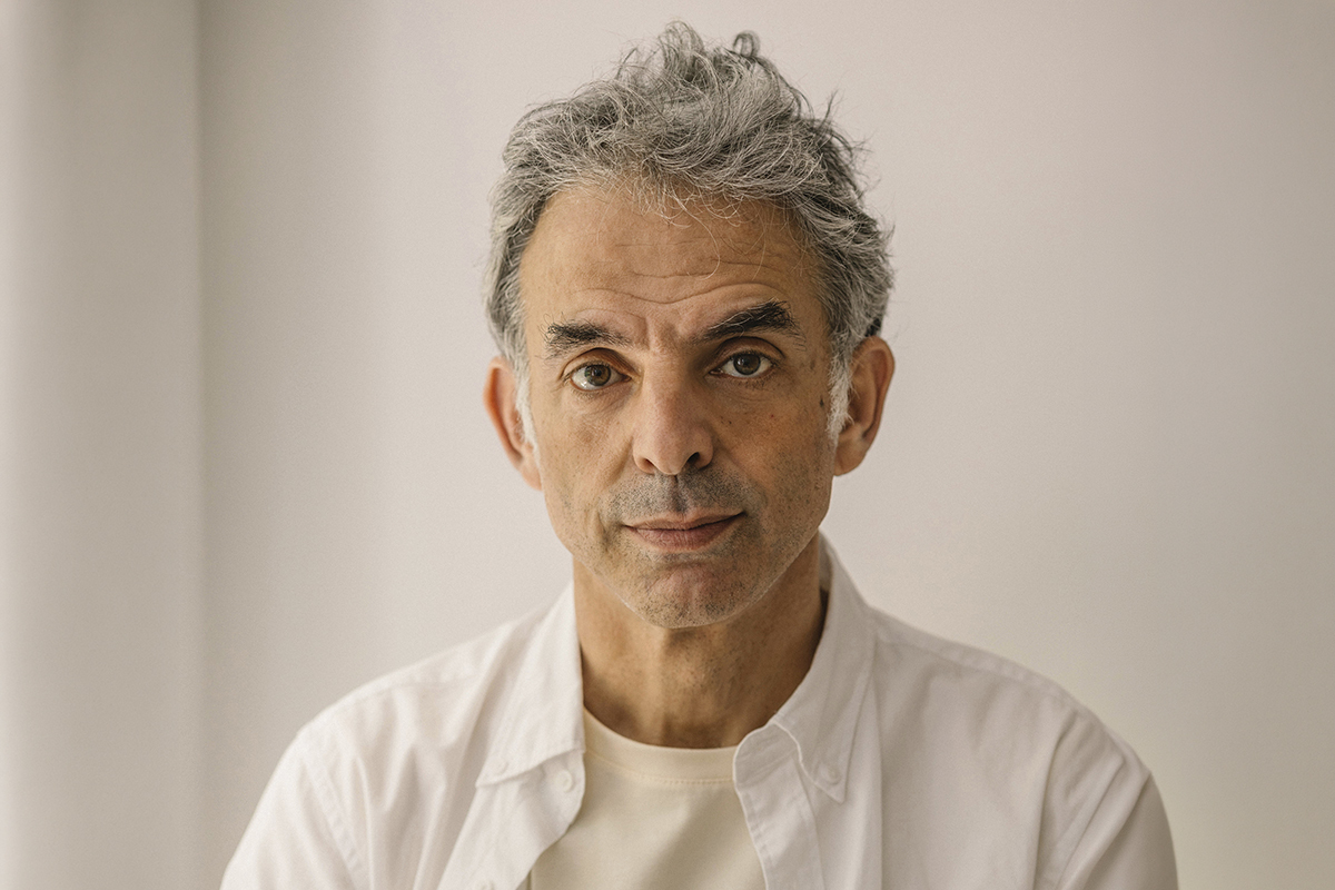 Etgar Keret: "Tras el ataque de Hamas me siento más judío que israelí, tengo la sensación de que quien manda en Israel hace todo lo posible para dañarme"