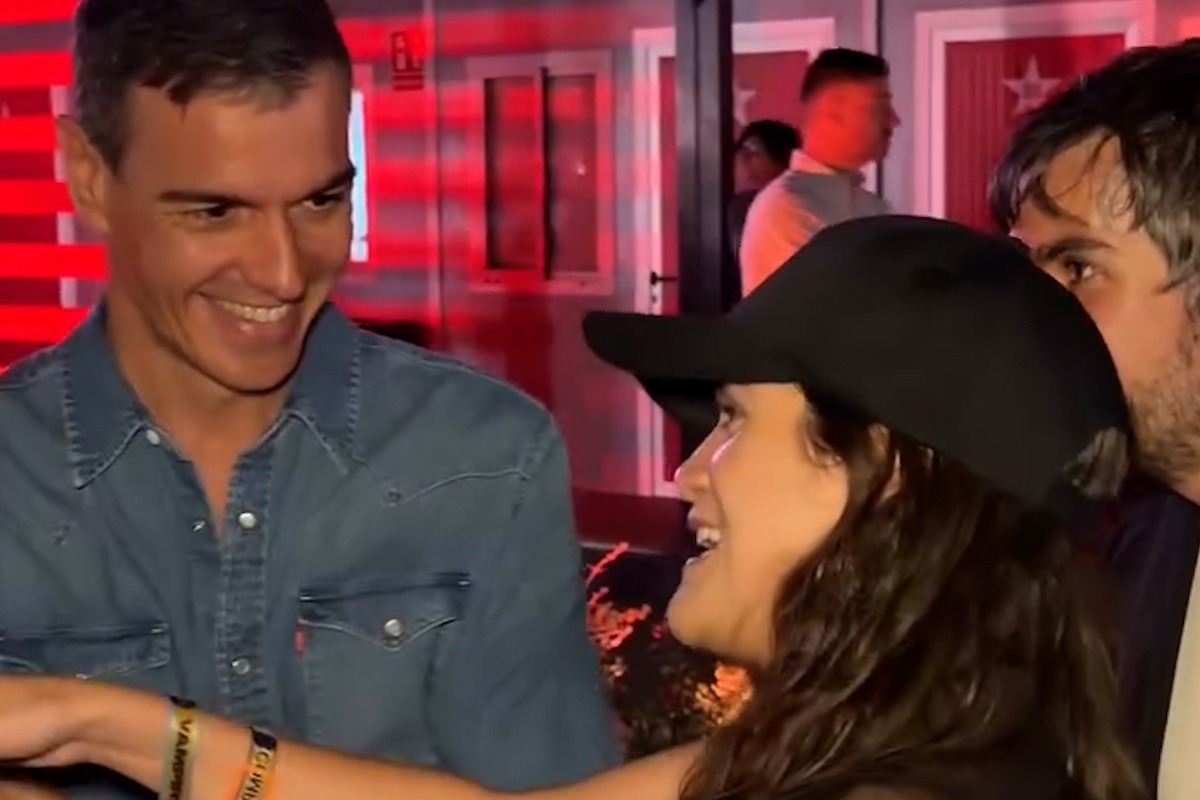 Pedro Sánchez y Begoña Gómez viajan por sorpresa a Barcelona para asistir al Primavera Sound