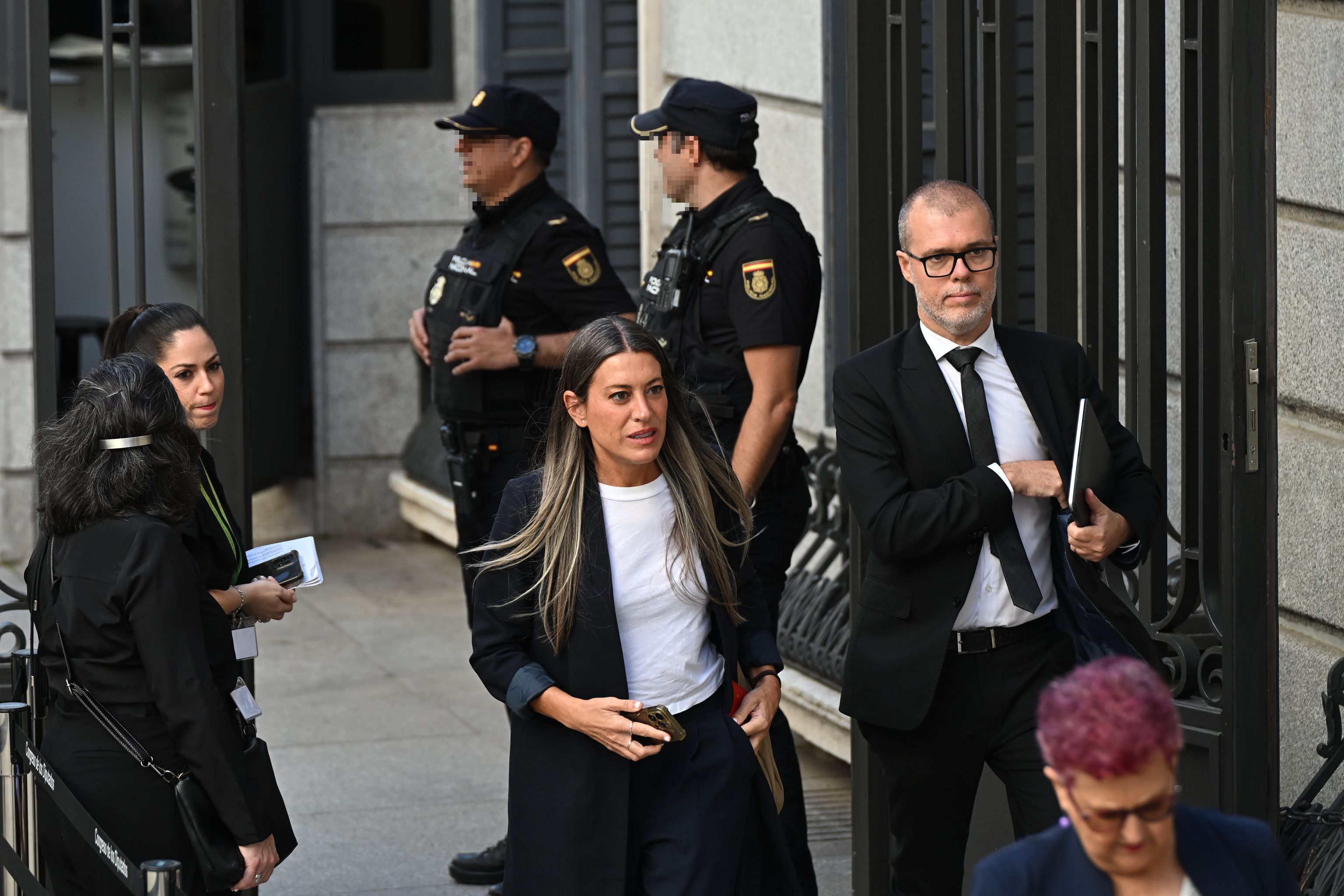 Junts 'retiene' al Papa y le pide que hable catalán en Barce