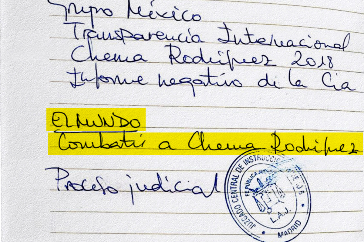 "Combatir a EL MUNDO" y salvar a Vicente Fernández para que 