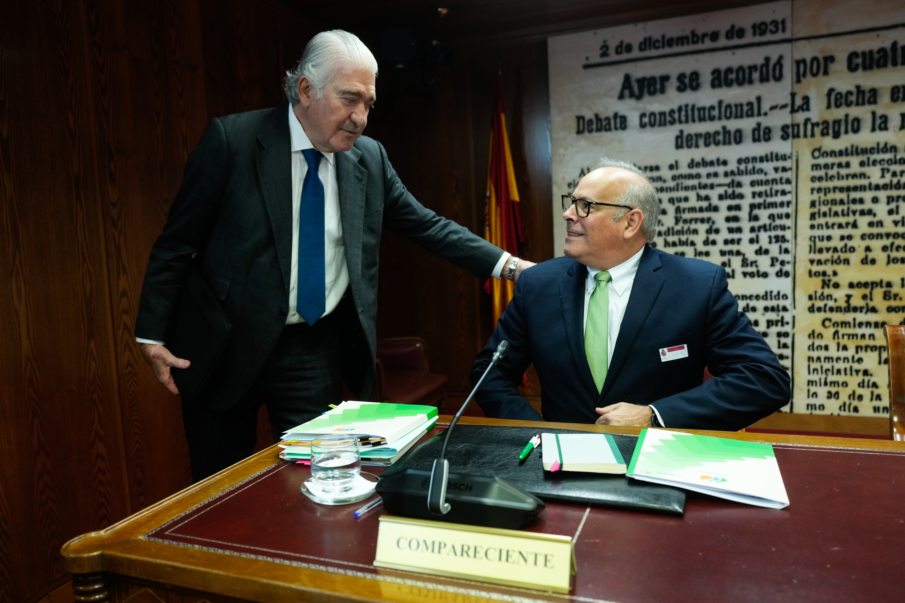 Endesa e Iberdrola pierden casi un millón de clientes de ele