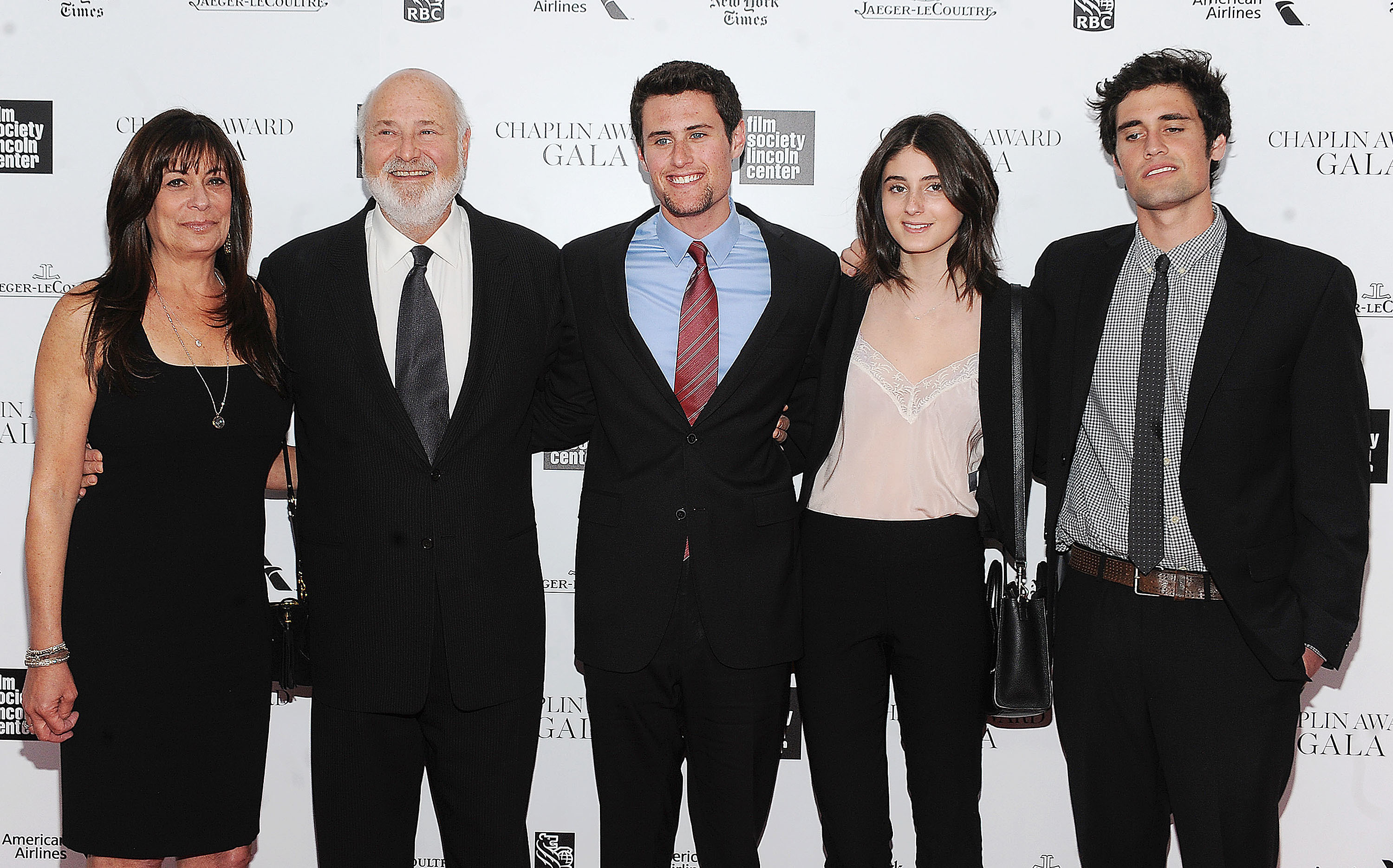 Nick, el hijo de Rob y Michele Reiner acusado del asesinato de sus padres, reclama el dinero que le corresponde de su herencia