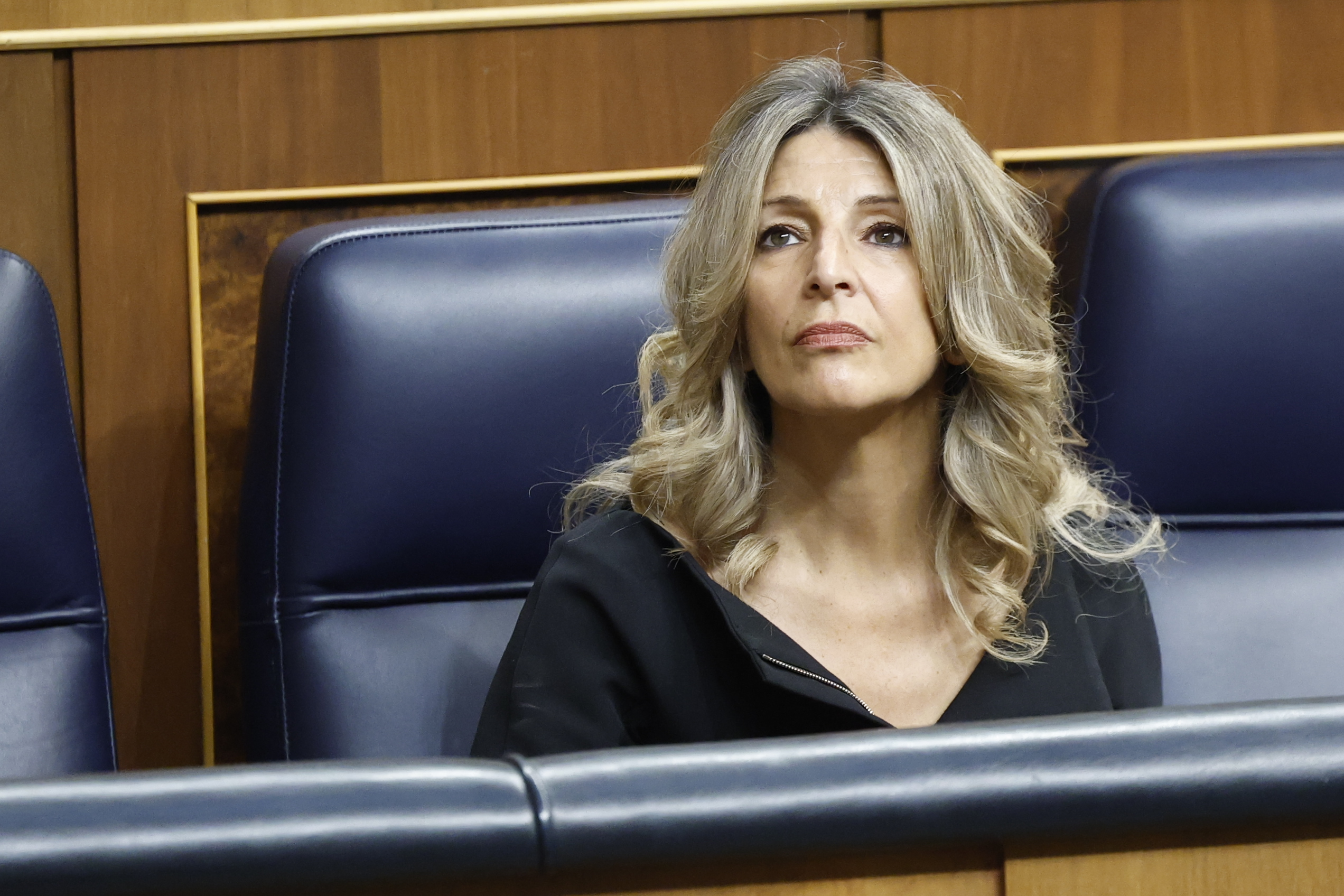 La reforma laboral dispara los contratos indefinidos pero la probabilidad de llegar al año cae en picado: solo seis de cada diez jóvenes superan los 12 meses