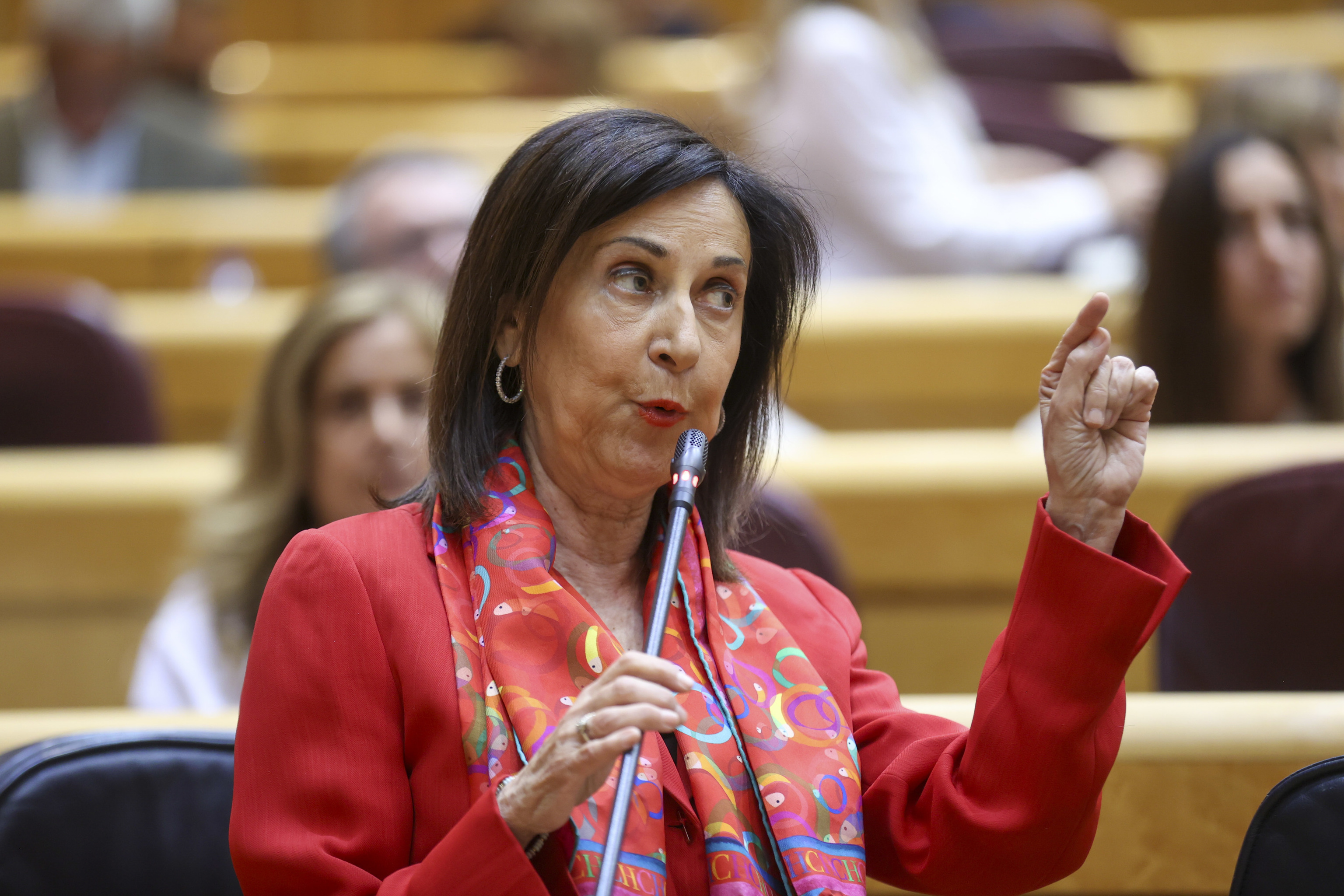 Margarita Robles carga contra las empresas por el fin del pr