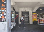 Desarticulada una banda que okupaba pisos en Madrid para realquilarlos con contratos falsos a familias vulnerables