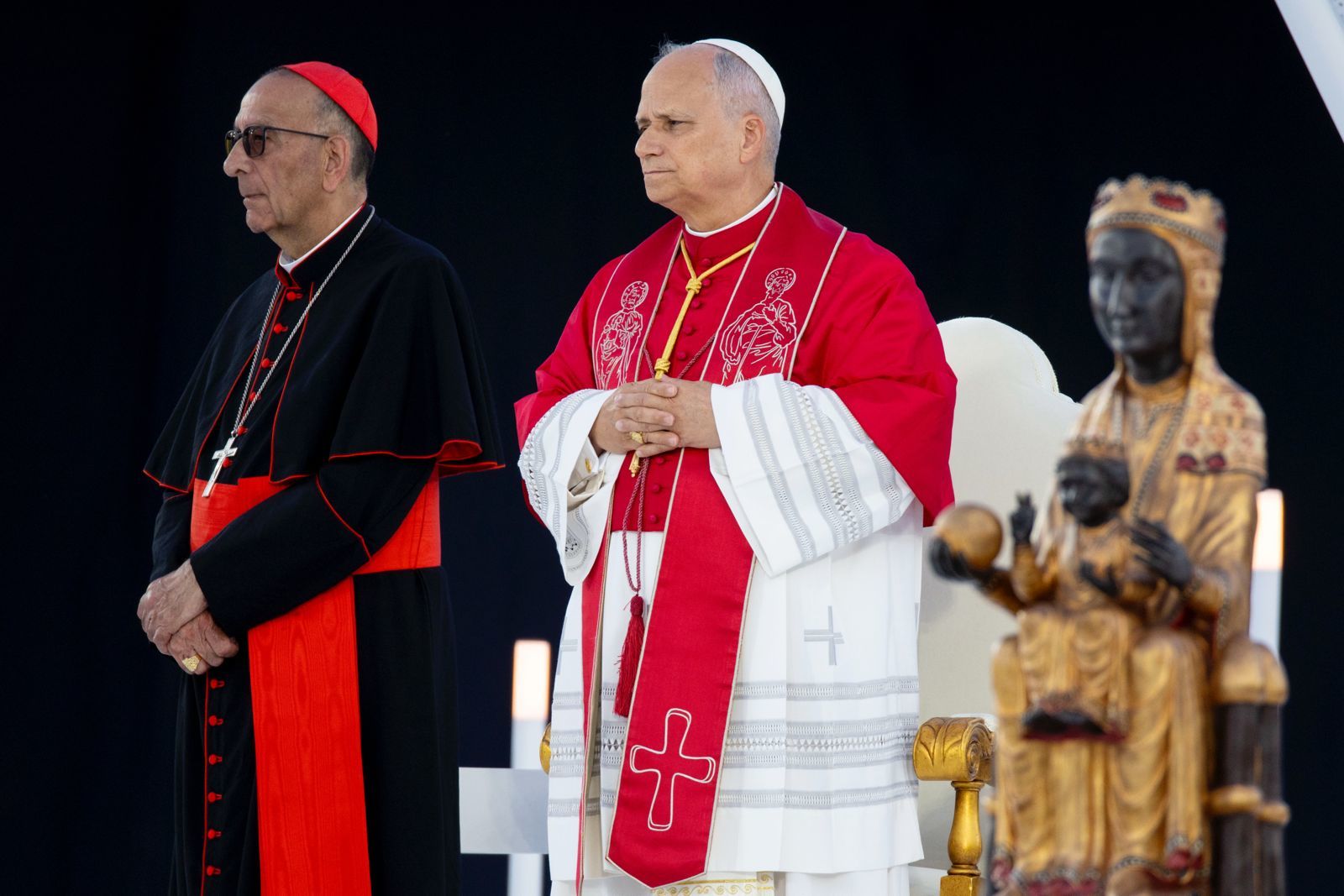El Papa consuela a los más frágiles en Montjuic, habla del s