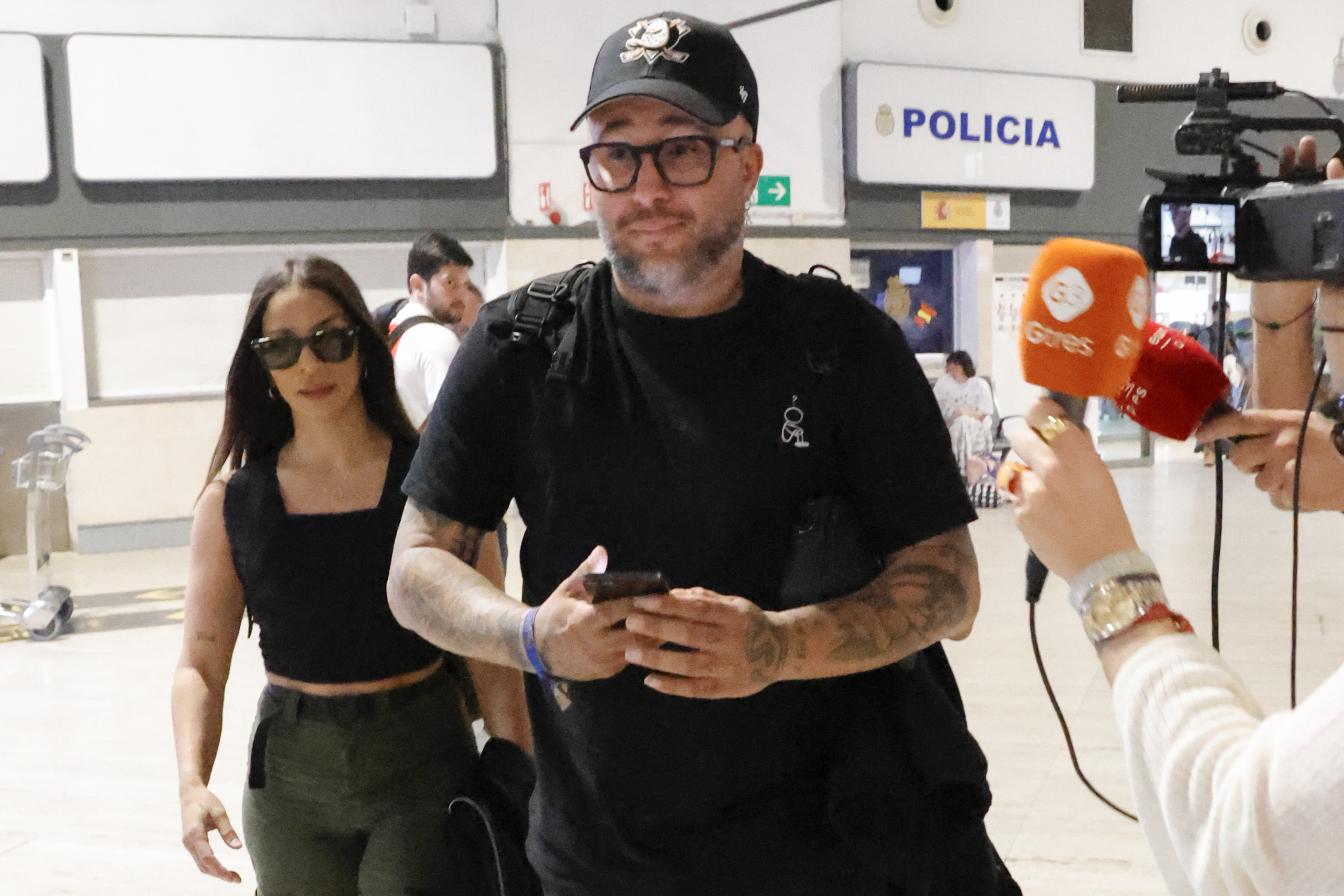 Kiko Rivera recibe el alta hospitalaria: "La recuperación no será fácil. Tengo que volver a recuperar la movilidad y la fuerza de la parte izquierda de mi cuerpo"