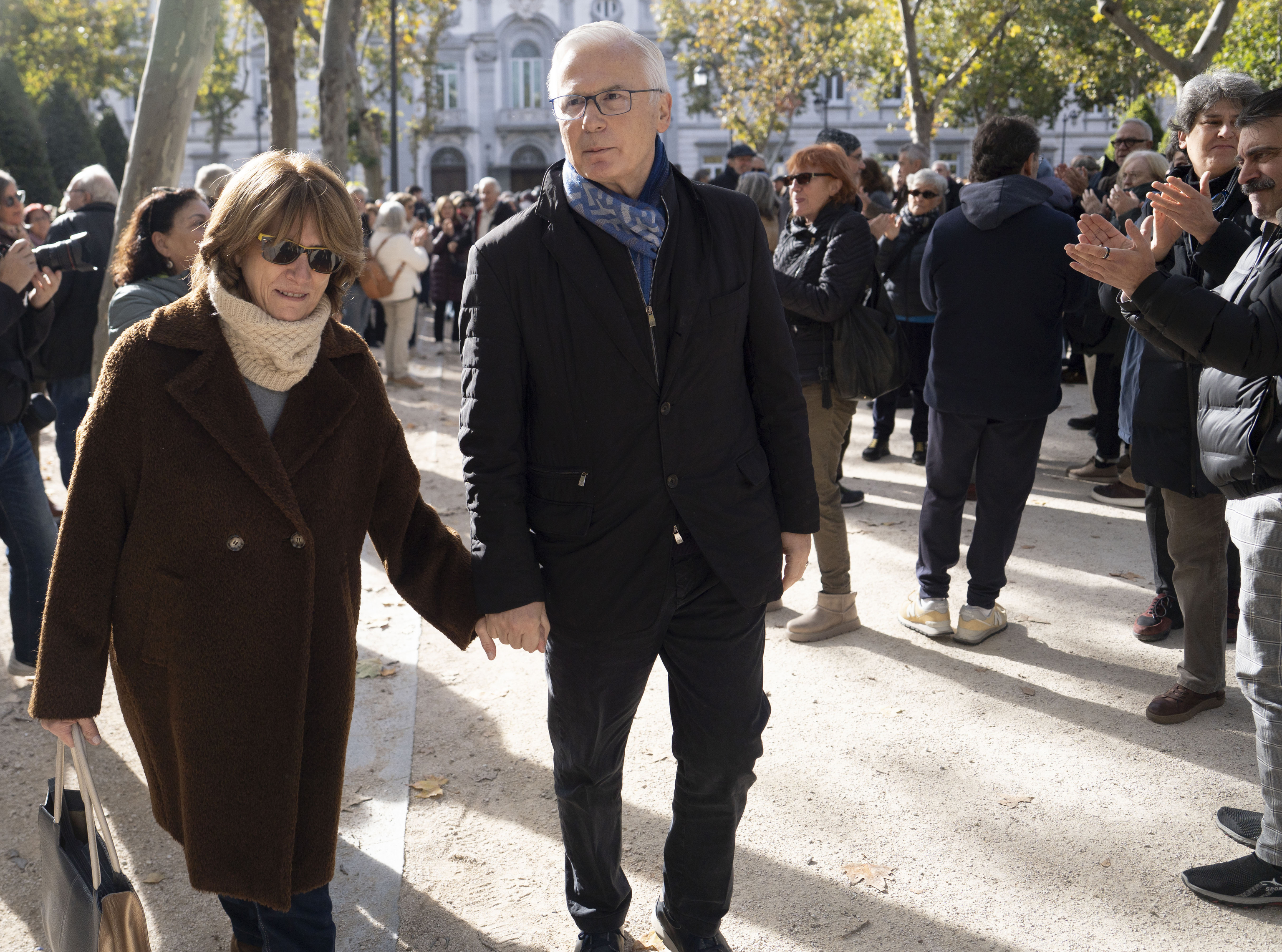 Y Garzón emergió de la cloaca máxima