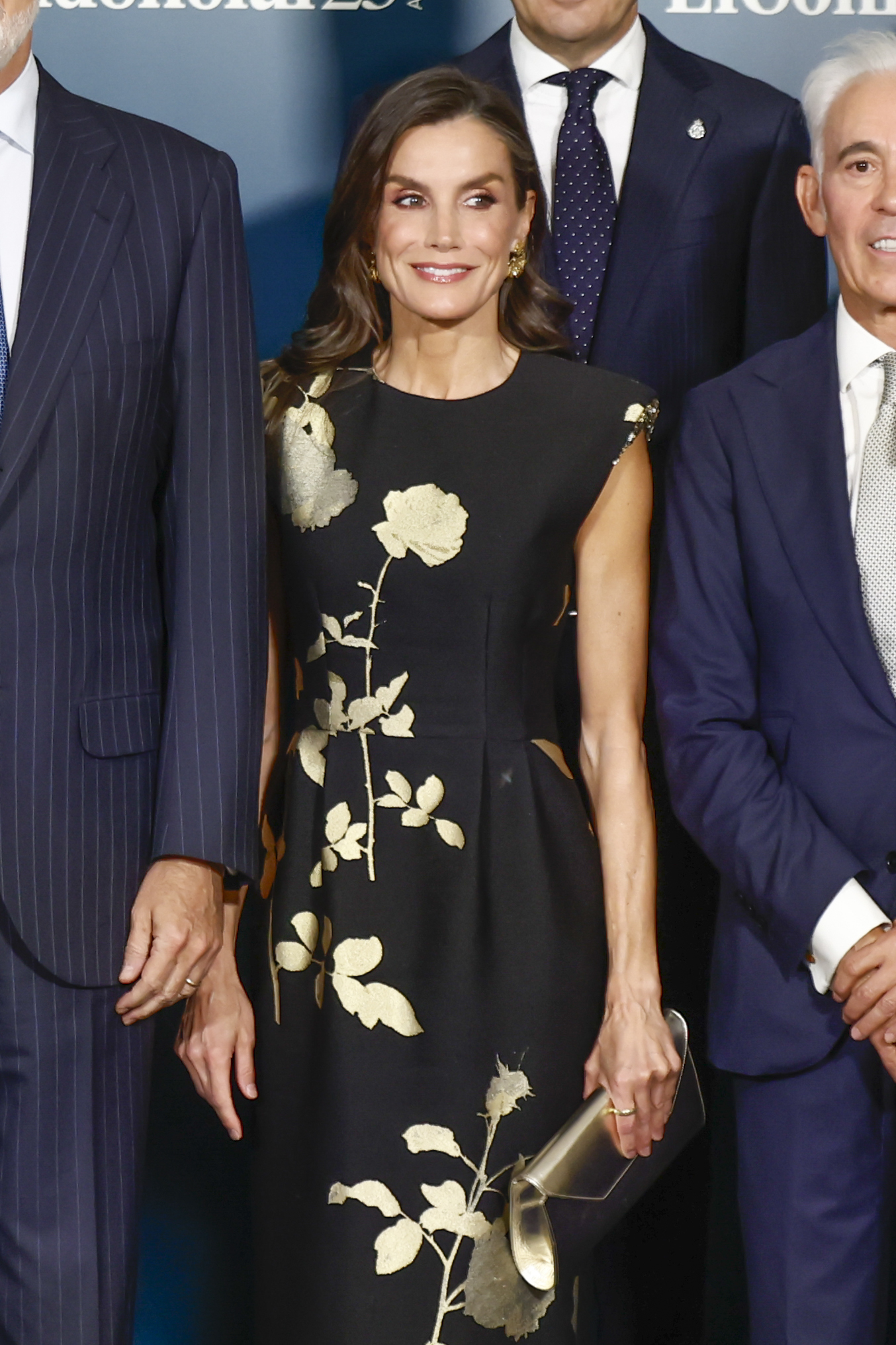 El vestido de la Reina Letizia que desafía al calendario: siete años después sigue pareciendo recién comprado
