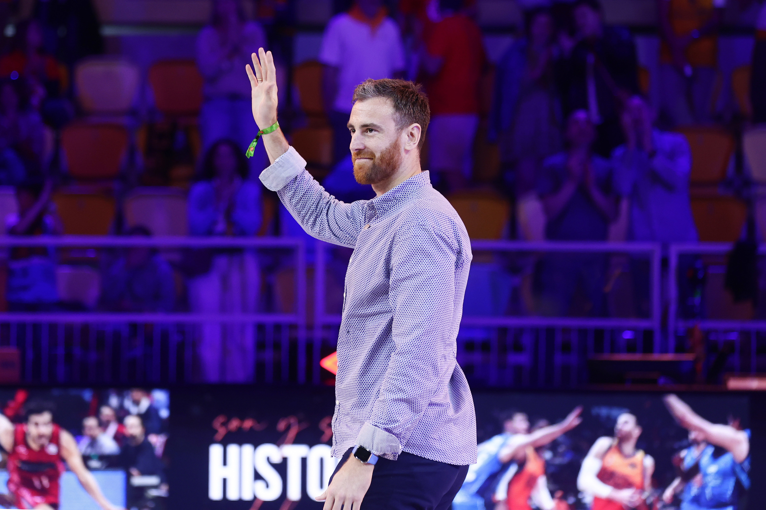 Víctor Claver: "Veo al Valencia y pienso: 'No sé si yo podría jugar a esta velocidad'"