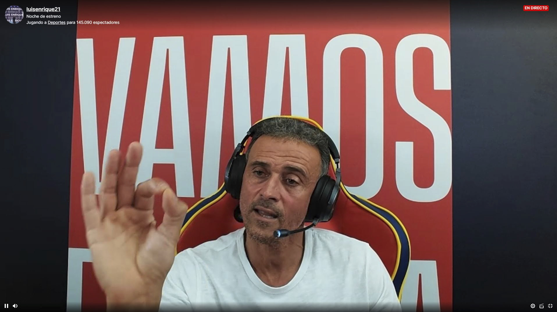 Las chanclas de Piqué, el avión de Lopetegui, el Twitch Luis Enrique... el interminable anecdotario de los últimos Mundiales de España