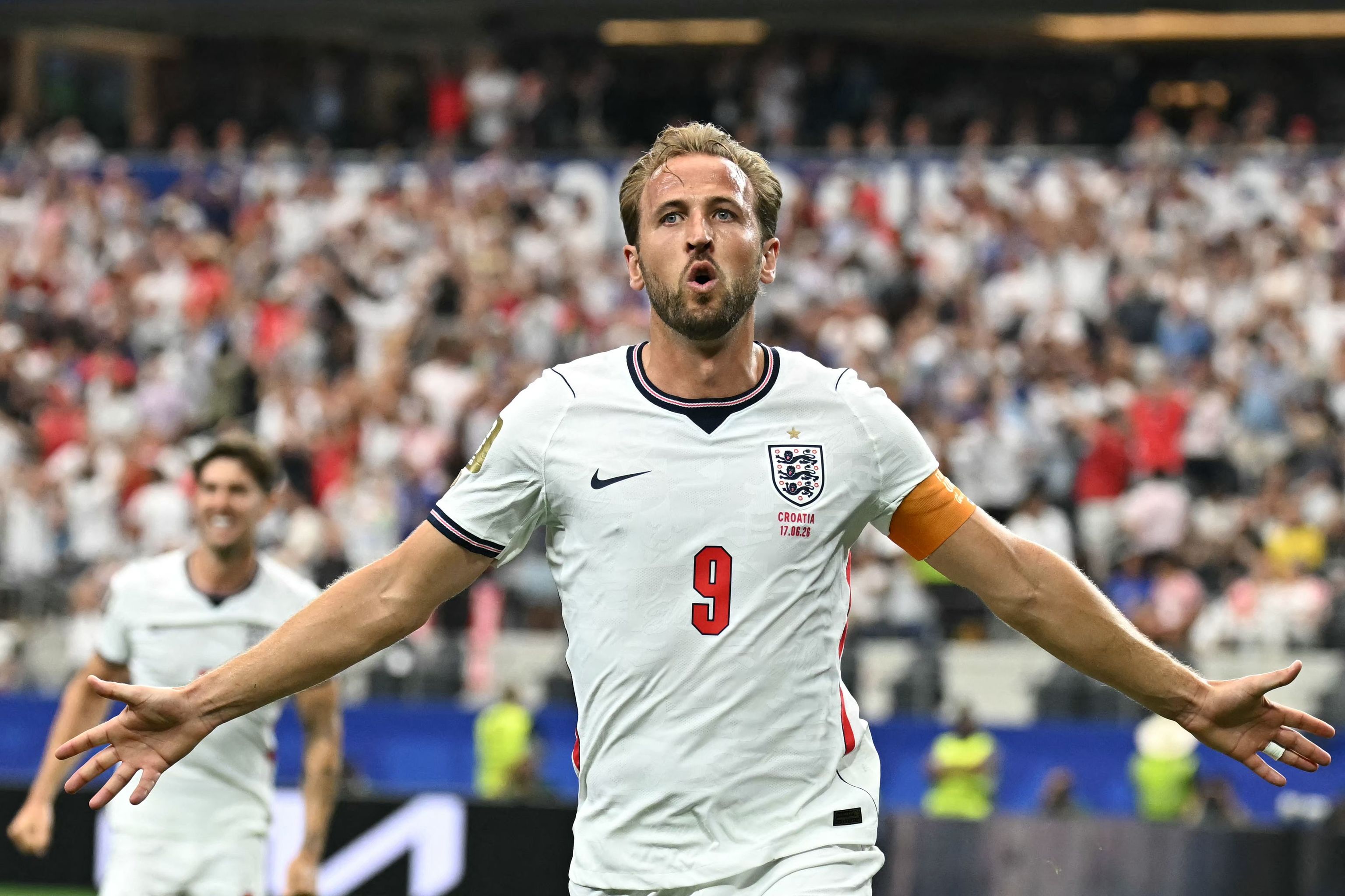 Harry Kane se corona ante Modric: Inglaterra presenta credenciales de favorita