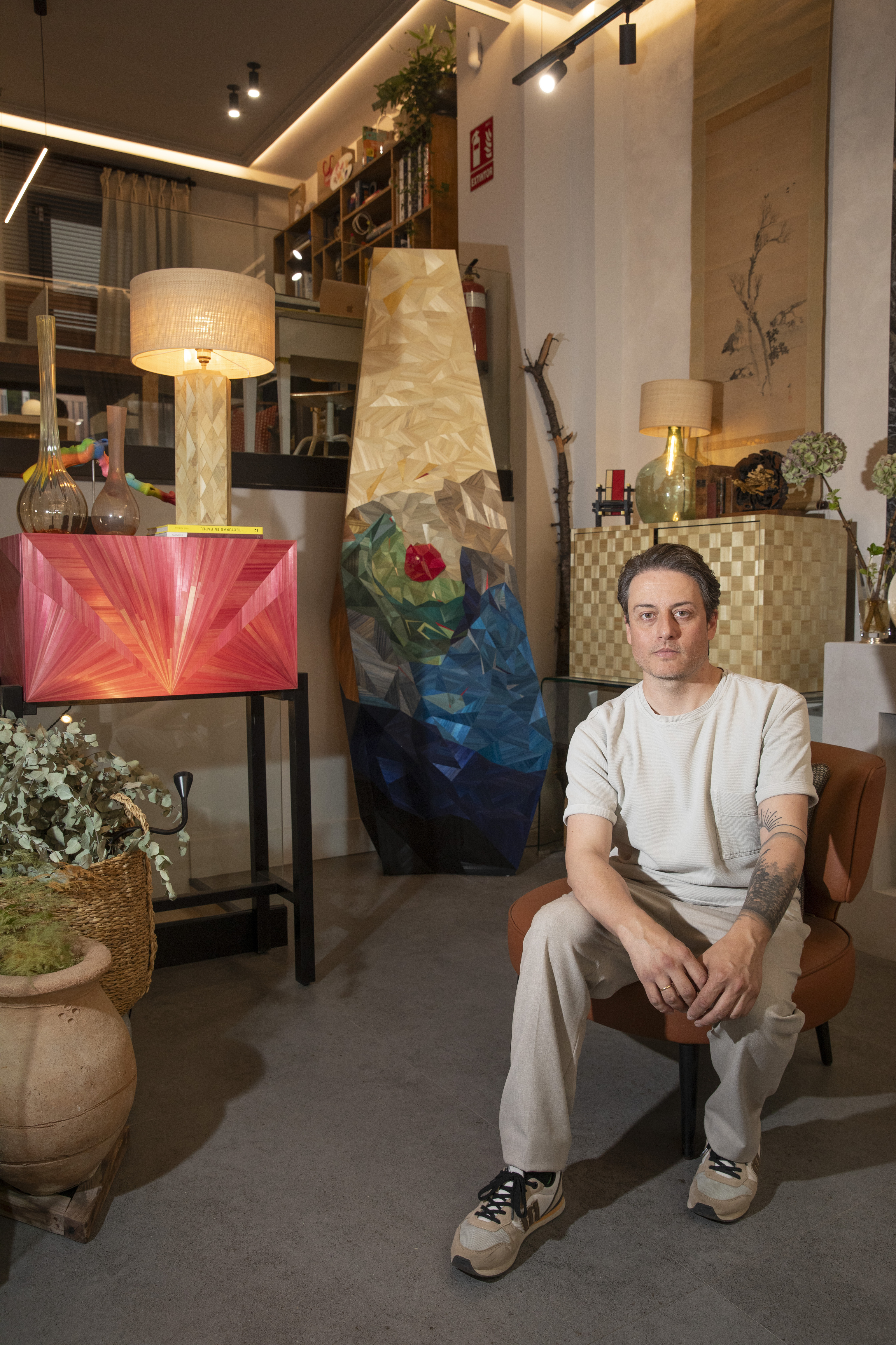Rubén Fabuel, el artesano de la paja del centeno que ha conquistado a Almodóvar y a la Reina Letizia