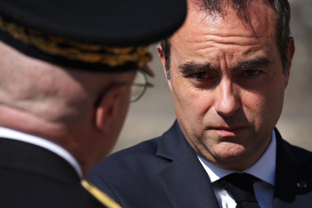 Francia dará una hora de clase por semana de IA en el primer curso de instituto